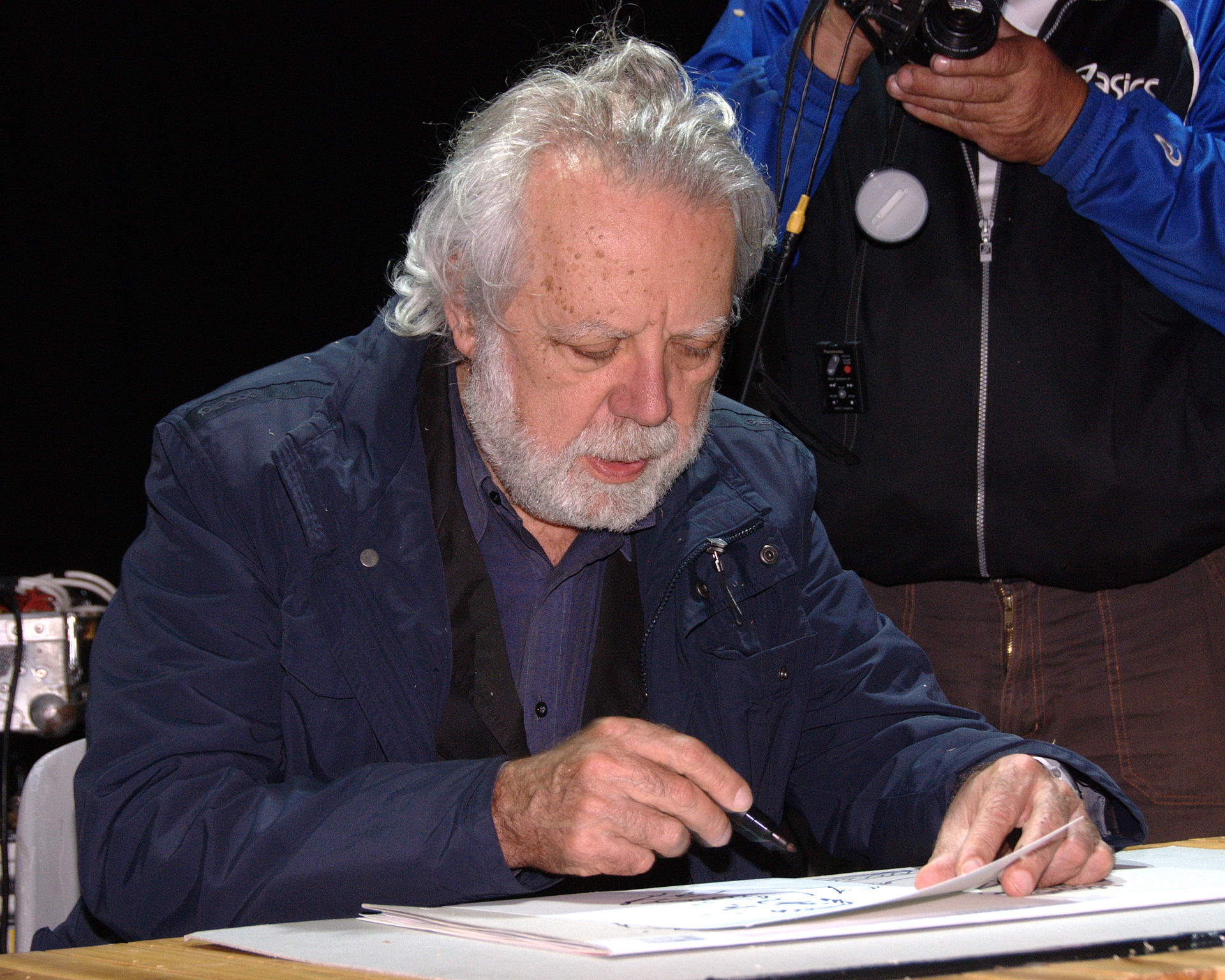 Sergio Staino ricoverato in coma farmacologico: ecco chi è il noto vignettista