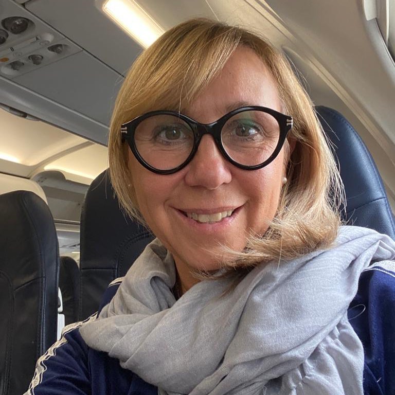 Prima la somministrazione, ora la demonizzazione. Cambio di Governo con scivolone sul tema vaccini