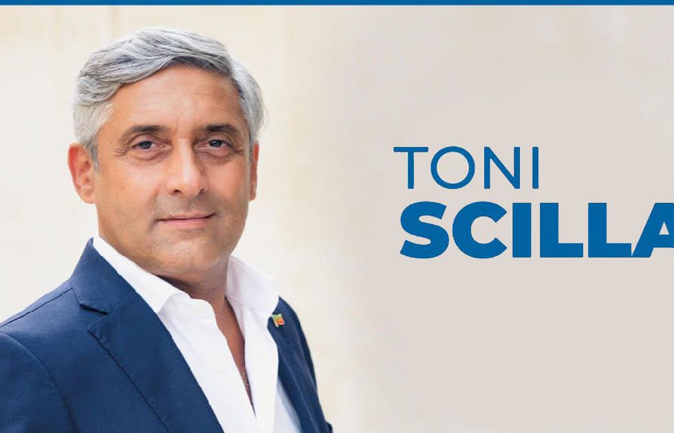 In Sicilia caos sulla scelta degli assessori regionali: 20 nomi per 12 posti, ma il tempo stringe In Sicilia caos sulla scelta degli assessori regionali: 20 nomi per 12 posti, ma il tempo stringe