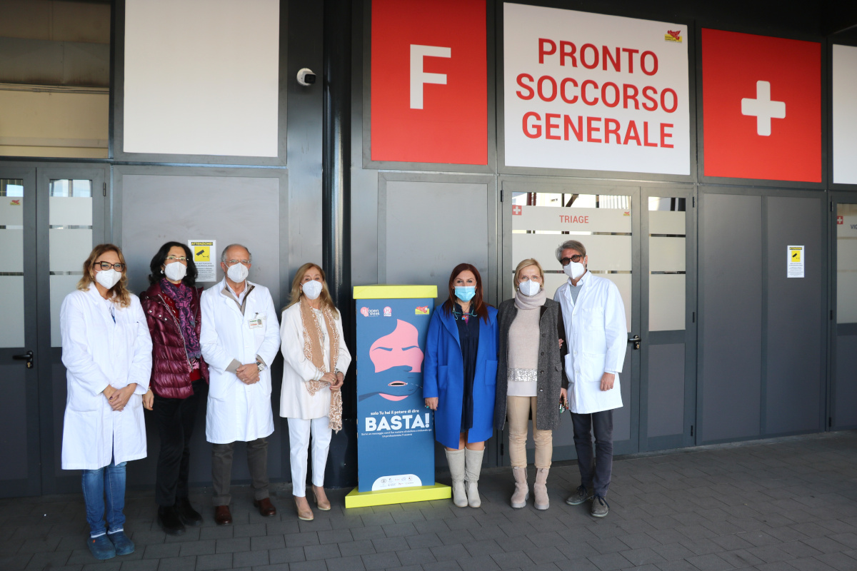 Violenza contro le donne, totem in ospedale per sensibilizzare e raccogliere segnalazioni