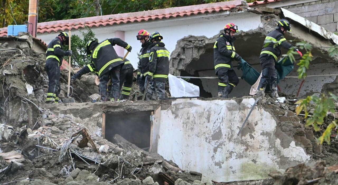 A Ischia si continuano a cercare i quattro dispersi: ecco chi sono