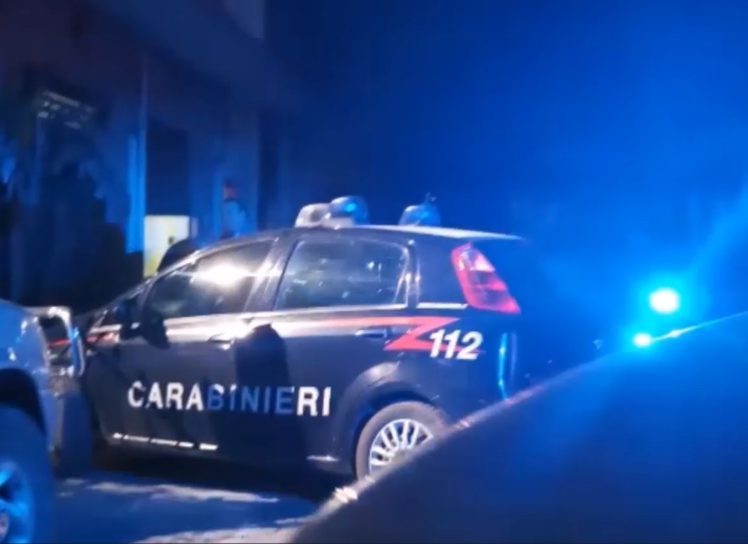 Femminicidio a Marinella di Selinunte: donna uccisa a coltellate dal marito