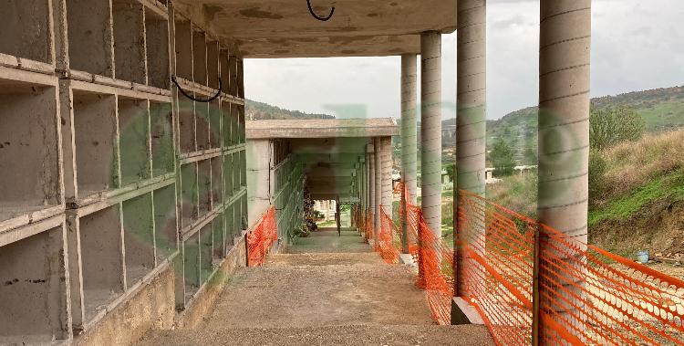 Salme in attesa di sepoltura ad Agrigento, il Codacons: “Intervenga la Procura” – VIDEO