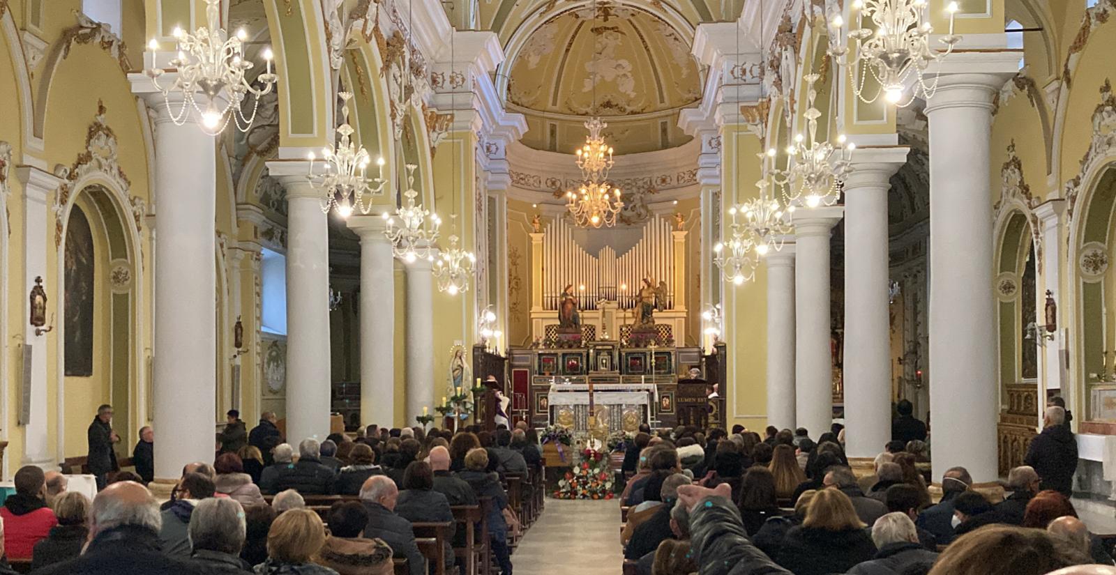Coniugi uccisi a Racalmuto, svolti i funerali: “Momento di dolore e smarrimento”