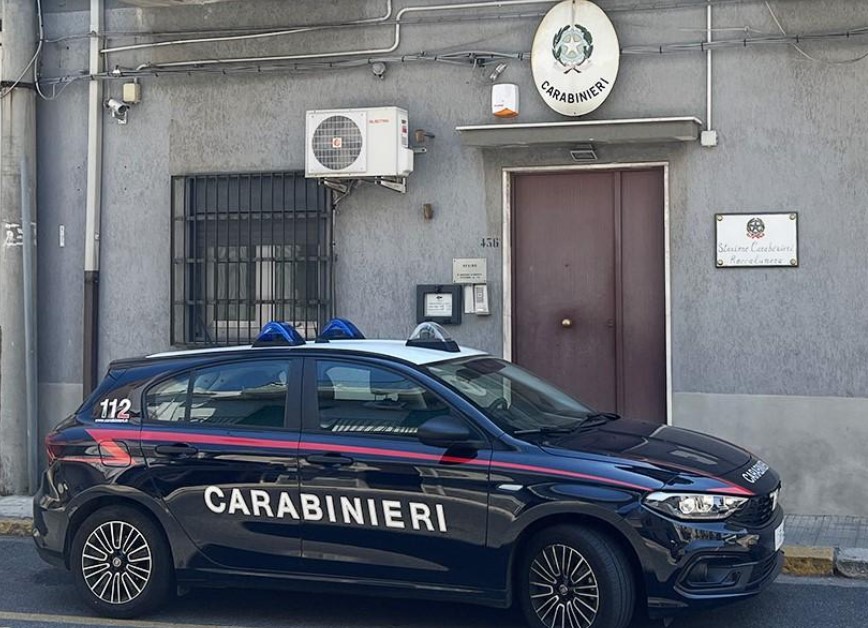 Generalità false per “coprire” la gestione abusiva di rifiuti pericolosi: scatta l’arresto per 38enne