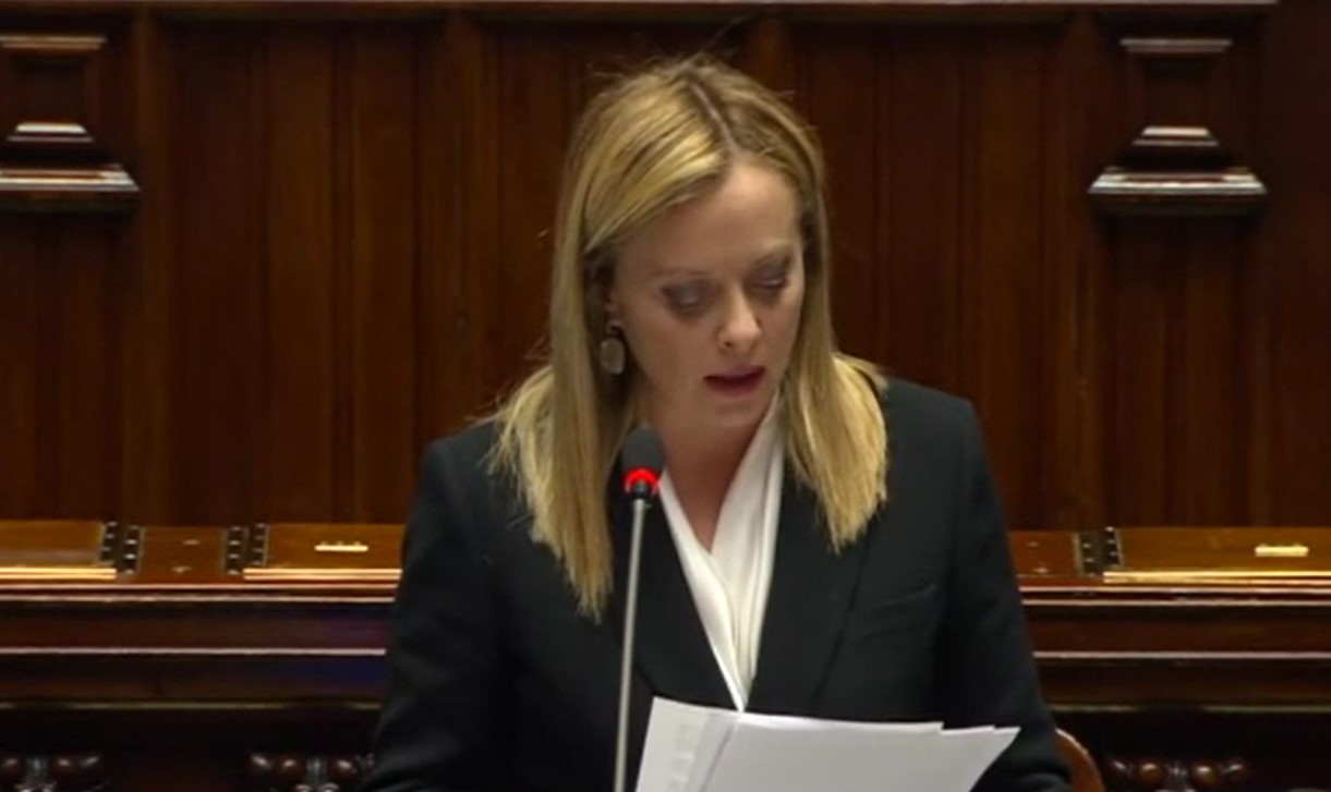 Meloni su energia e guerra in Ucraina: “Insoddisfacente proposta Ue, sostegno a Kiev”