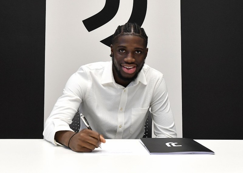 Juve, Iling-Junior rinnova fino a 2025 ed entra in Prima Squadra