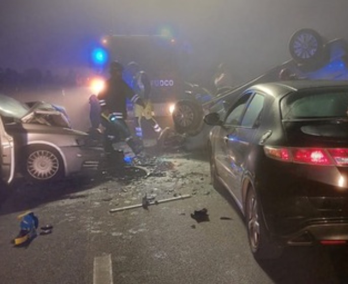 Tragedia di Natale in Sicilia, due morti in incidente sulla SS 115: traffico bloccato