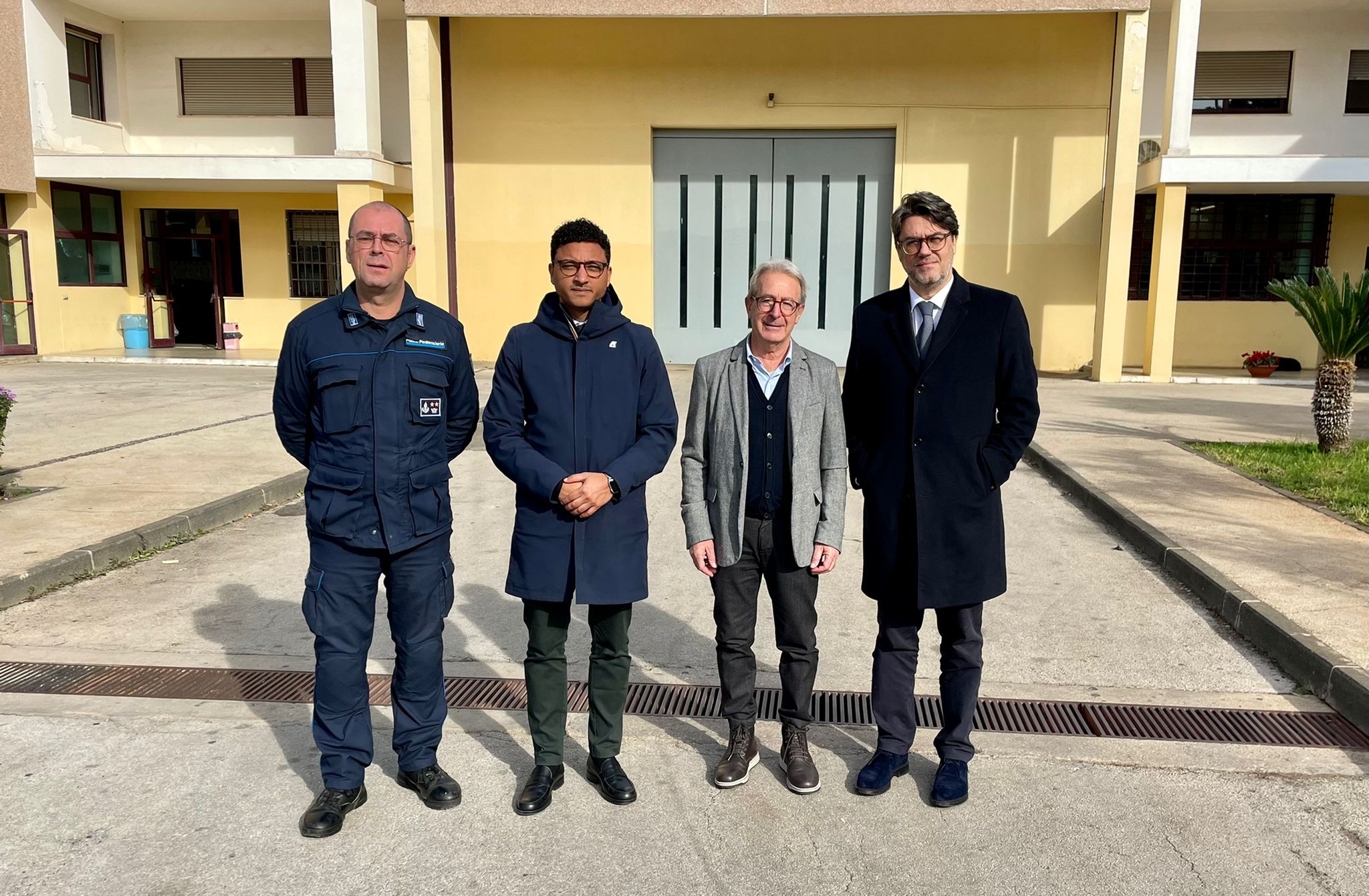 Il senatore Nicita e il deputato regionale Spada in visita nelle carceri siracusane: “Subito interrogazioni”