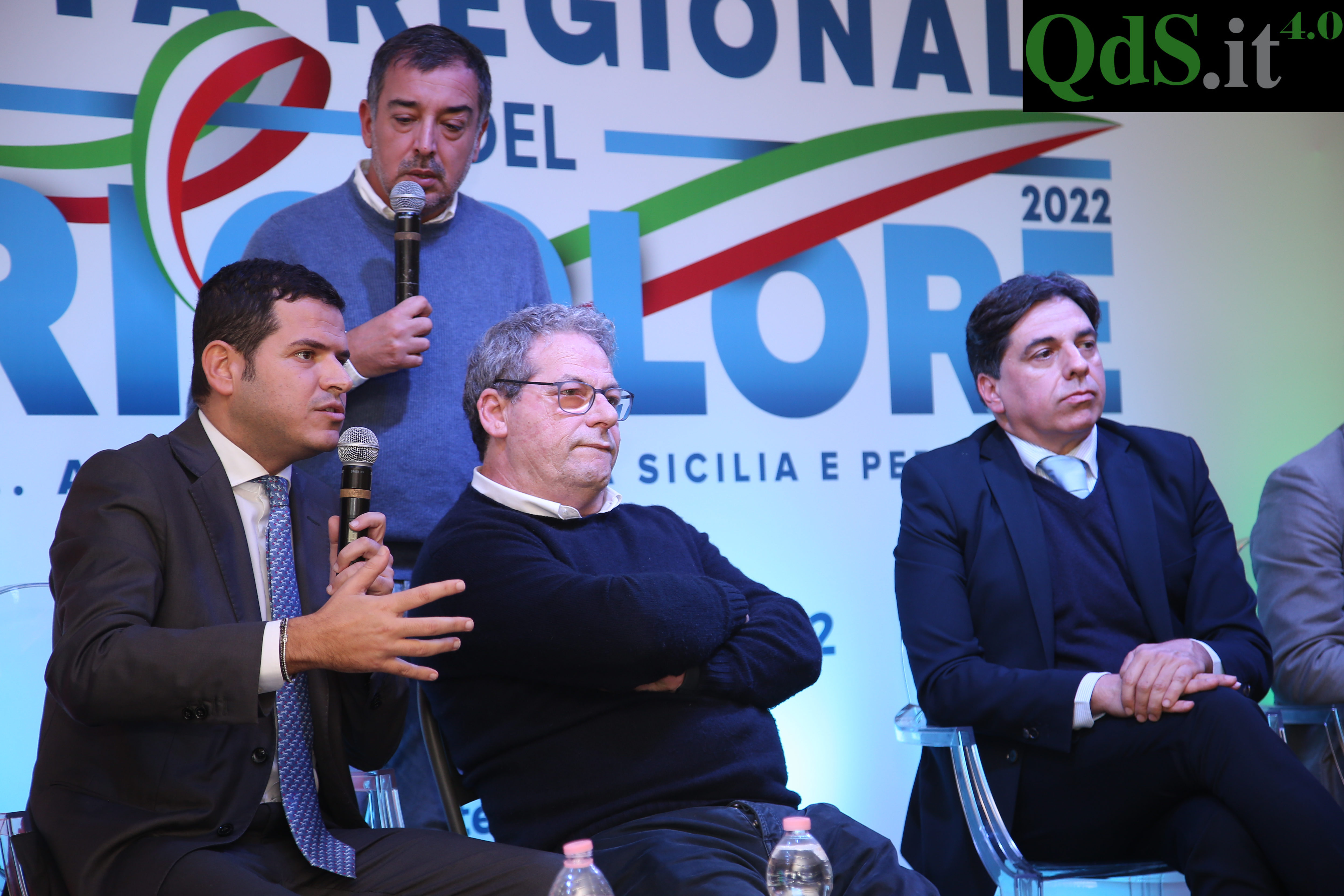 Scontro tra Miccichè e Falcone alla Festa Tricolore: “Imbroglione”, “No, sono 5 anni che rompi” – VIDEO