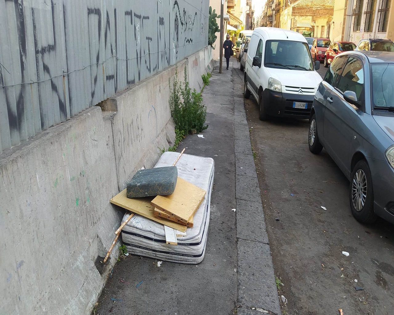 Catania, la situazione rifiuti nel Terzo Municipio, i residenti: “Le discariche abusive? Quasi sparite” Catania, la situazione rifiuti nel Terzo Municipio, i residenti: “Le discariche abusive? Quasi sparite”