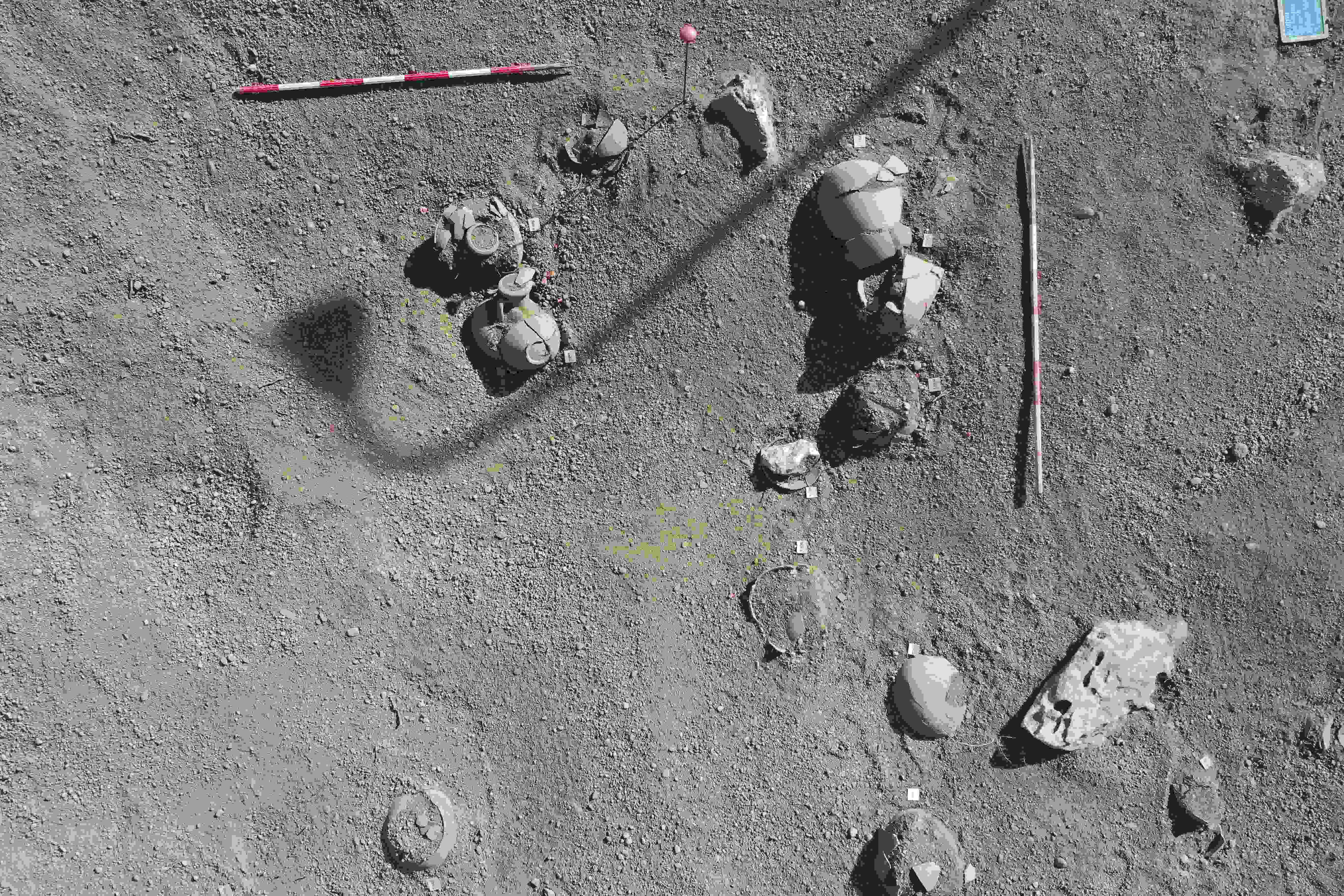 Ben 198 sepolture da scoprire, ritrovati resti della necropoli meridionale greca di Milazzo