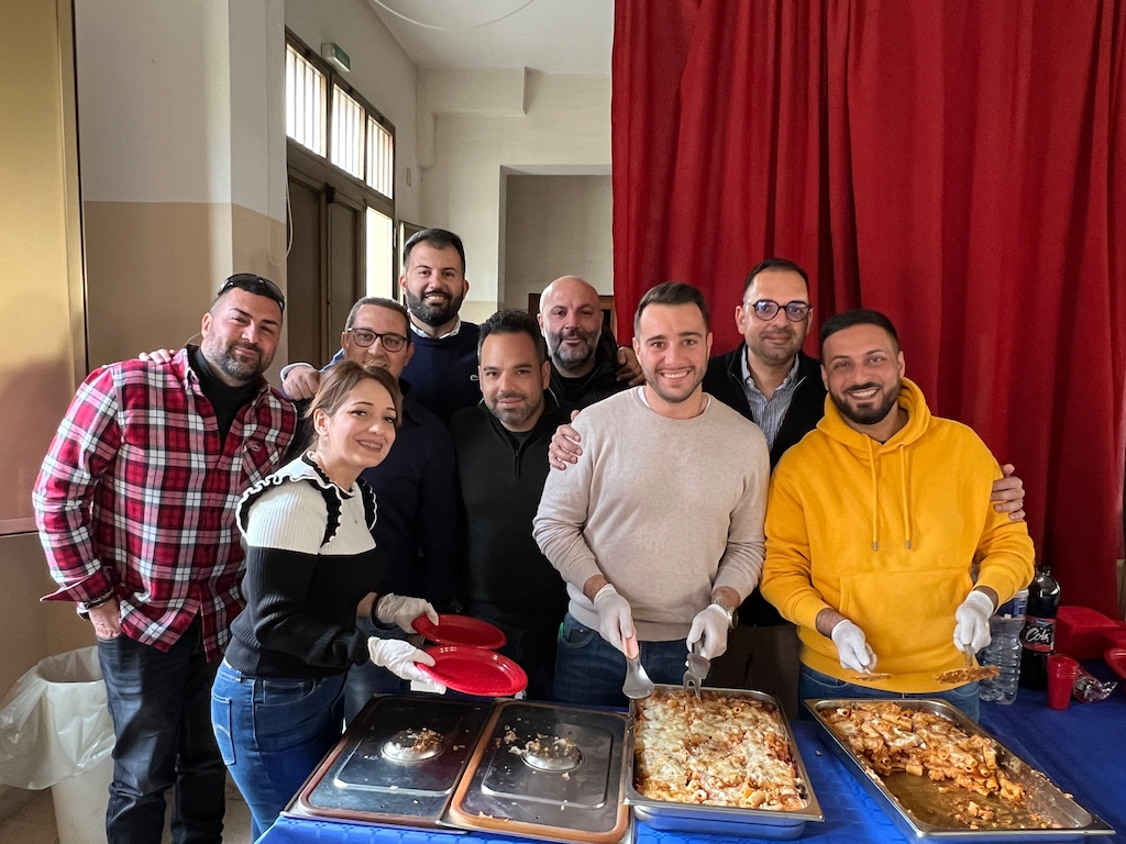 Calore e condivisione: a Riposto il pranzo solidale all’Istituto ‘San Vincenzo Pallotti’