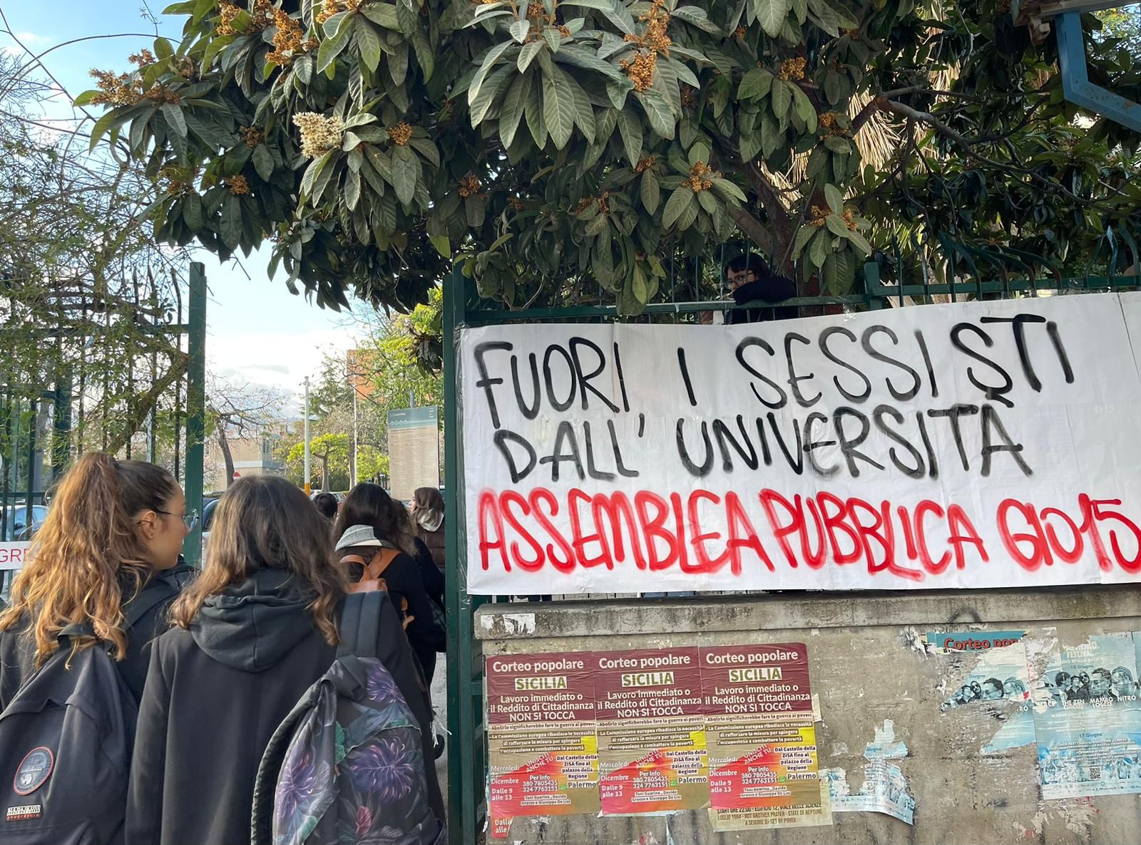 Sessismo all’Università di Palermo: “pagella hot” con i nomi delle studentesse