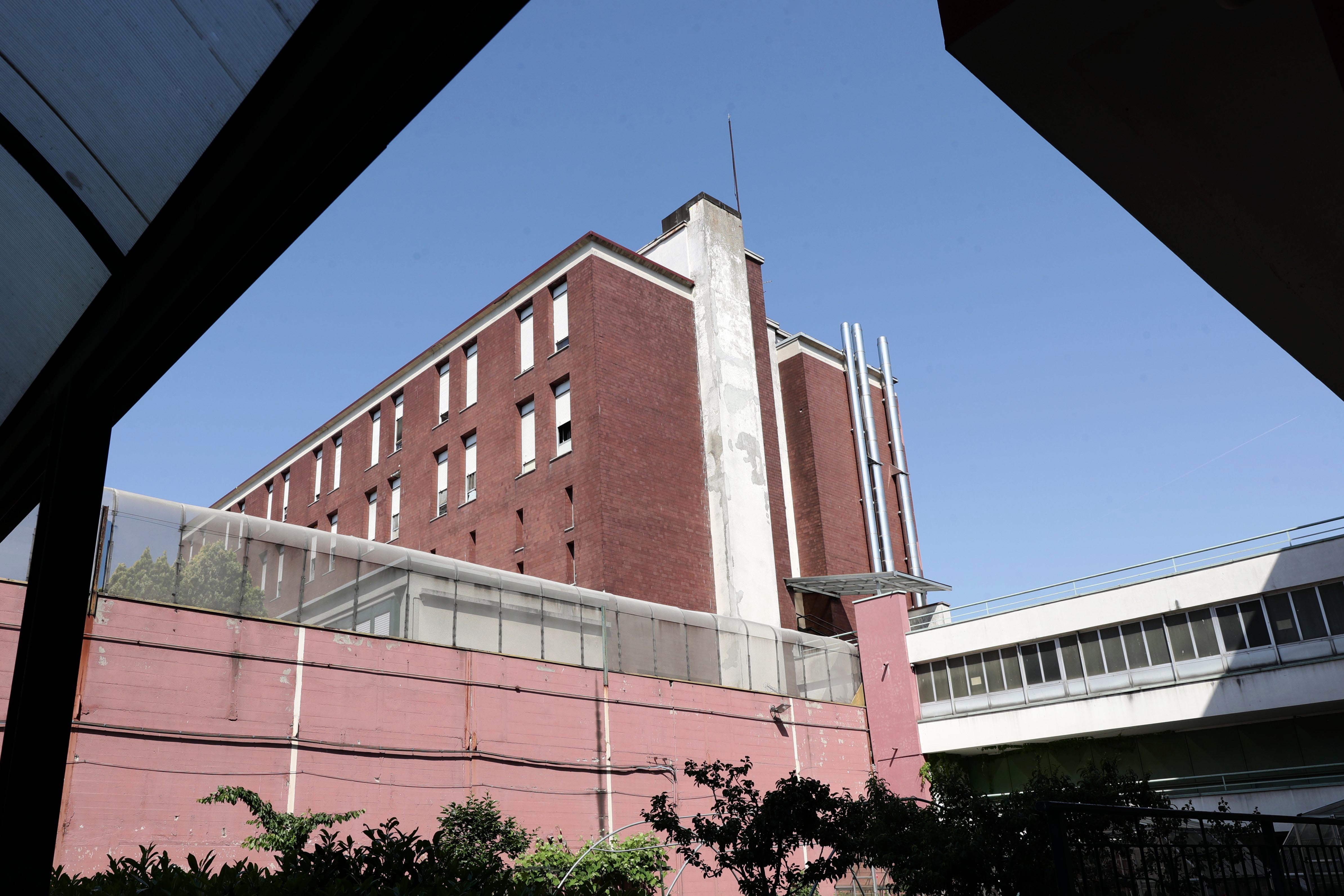 Urla “sono evaso dal Beccaria” e blocca bus: 27enne nigeriano denunciato