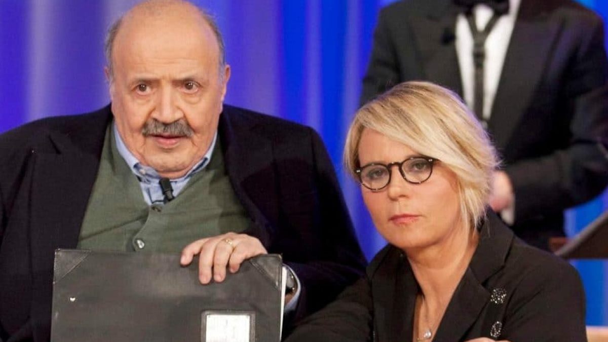 Maurizio Costanzo e l’amore per Maria De Filippi: “12 rose rosse per compleanno”