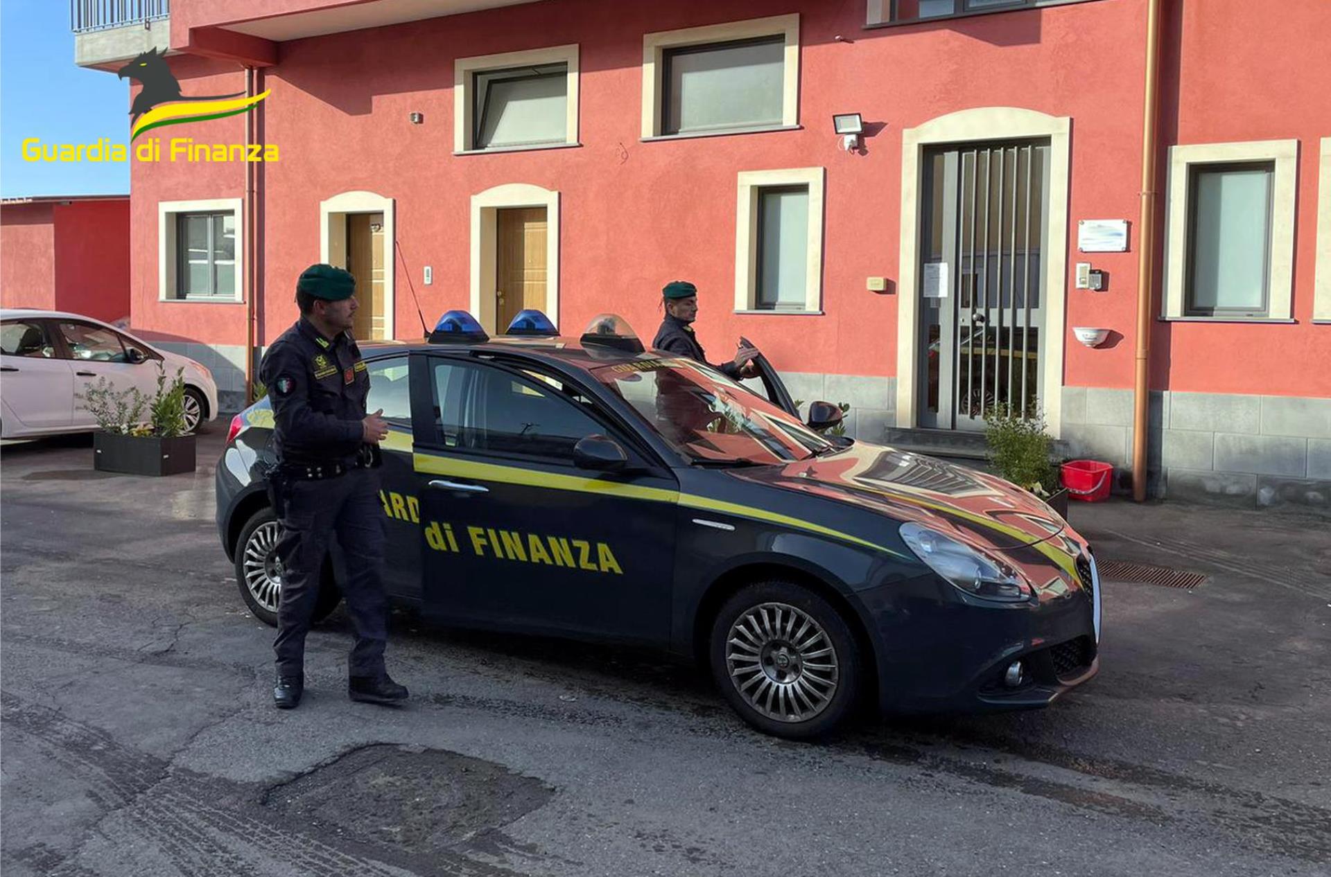 Catania, 4 persone arrestate per bancarotta fraudolenta. Sequestrate 2 imprese che si occupano di rifiuti