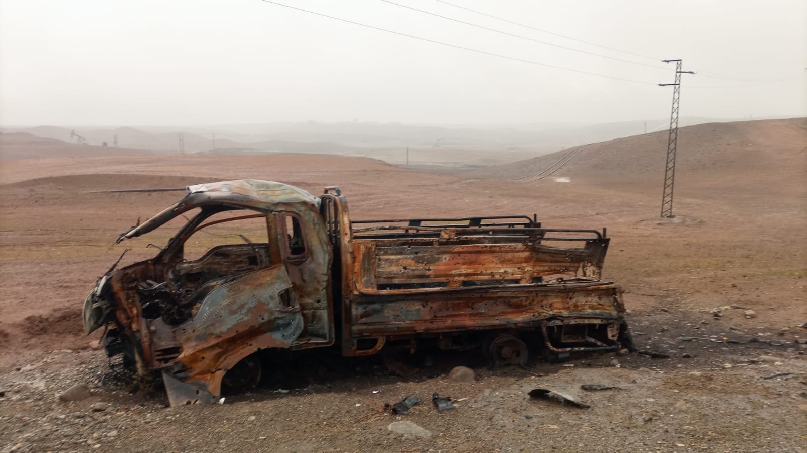 Erdogan bombarda la Siria con armi chimiche e libera militanti Isis: “Pericolo per Occidente”