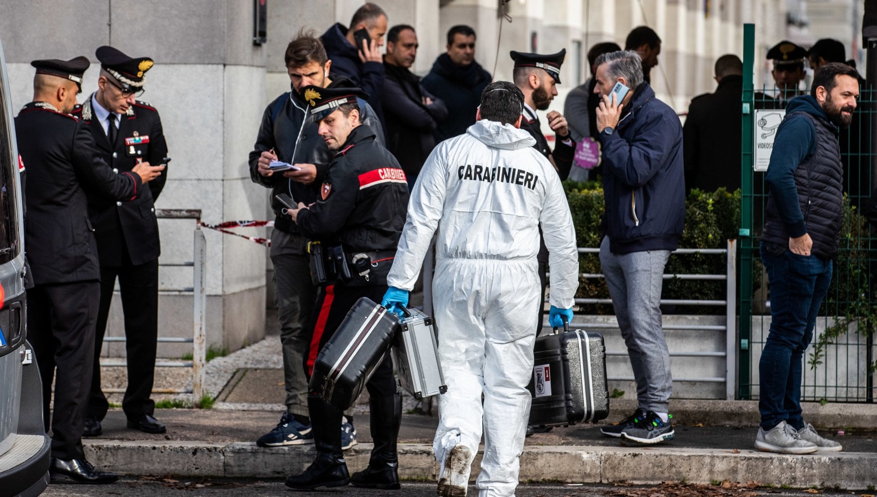 Sparatoria a Roma, l’eroe che ha fermato Campiti: “Mi sono gettato su di lui”