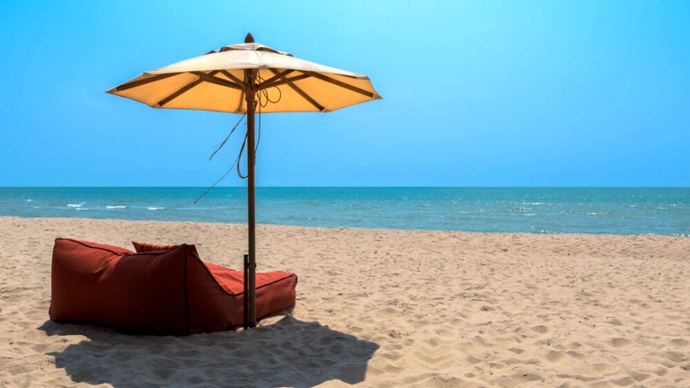 Estate, cosa si mangia in spiaggia? Tornano in auge parmigiana e frittata