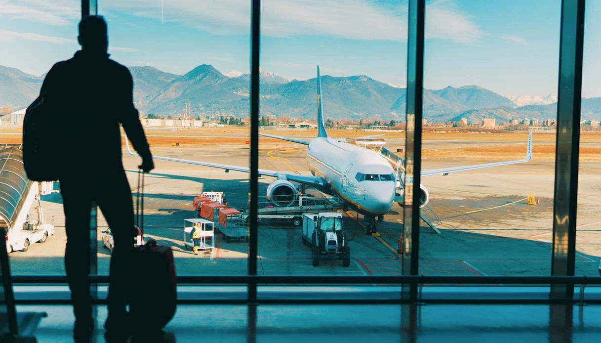 Caro voli Sicilia, tornano a salire i biglietti per l’Epifania: quanto costa volare con Ita e Ryanair