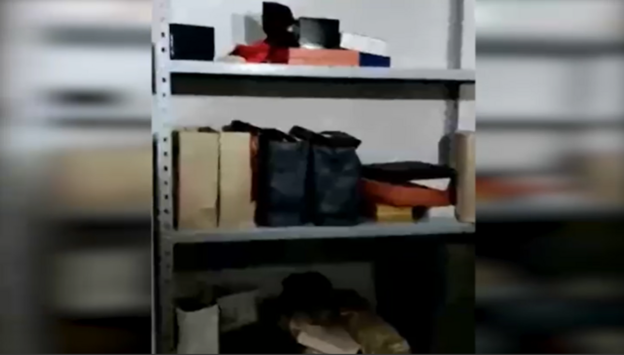 Dentro il bunker di Matteo Messina Denaro: le immagini della stanza segreta del boss – Foto e Video Dentro il bunker di Matteo Messina Denaro: le immagini della stanza segreta del boss – Foto e Video