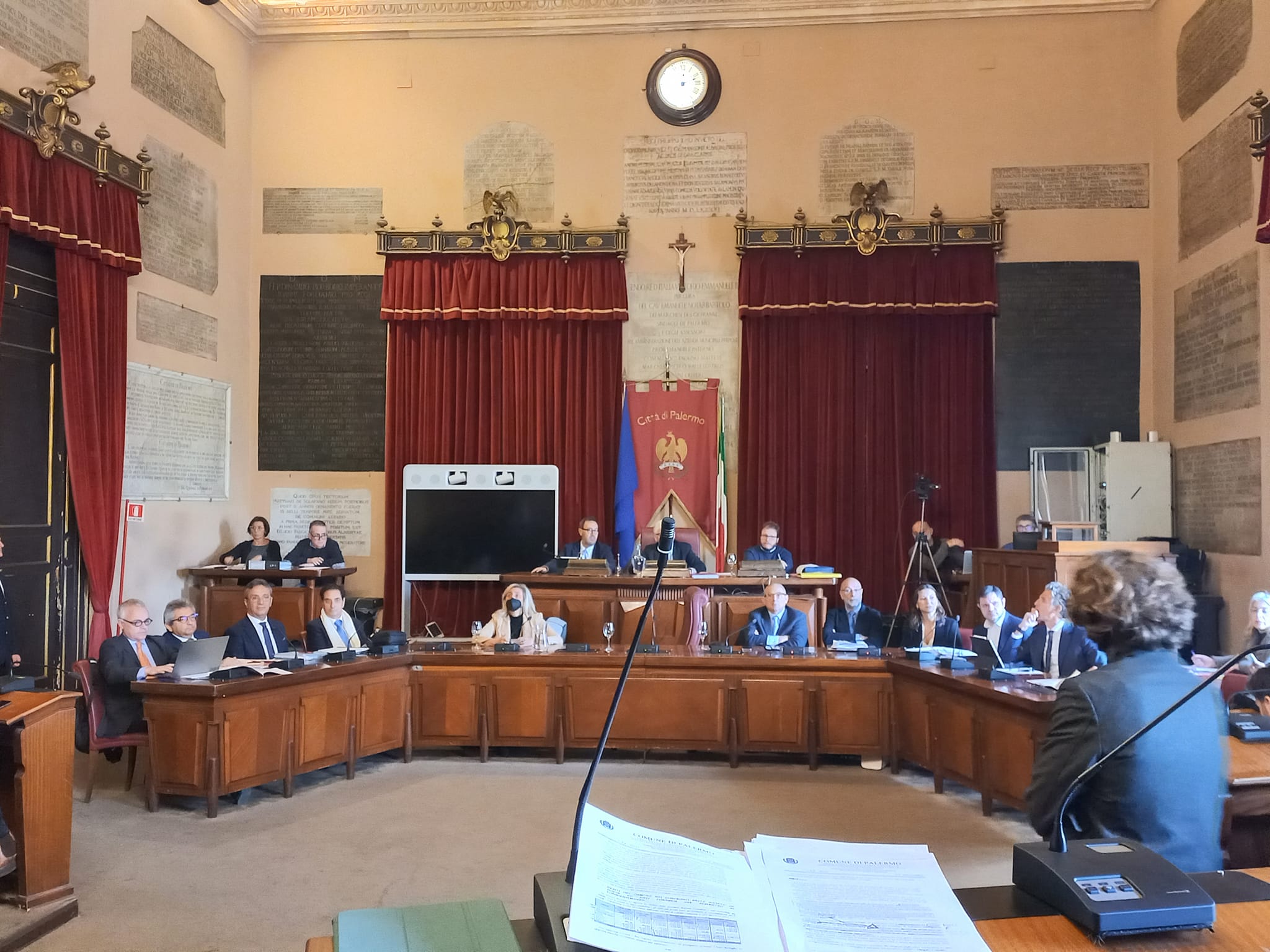 Palermo, via libera del Consiglio all’accordo con lo Stato