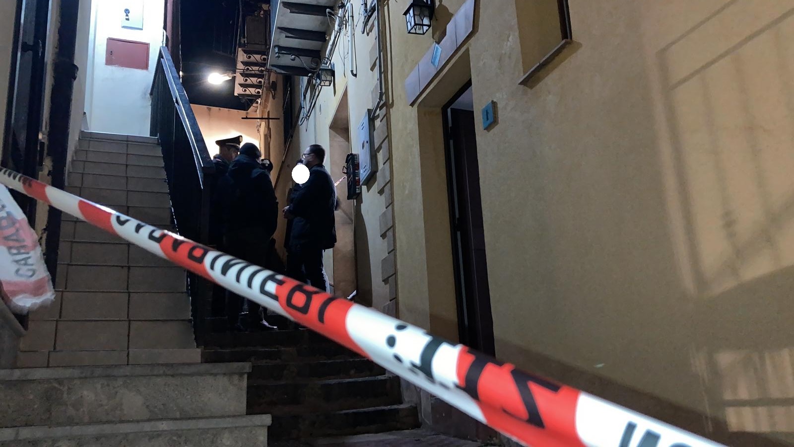 Shock ad Agrigento, cinese morto dopo coltellata al cuore: disposta l’autopsia – FOTO e VIDEO Shock ad Agrigento, cinese morto dopo coltellata al cuore: disposta l’autopsia – FOTO e VIDEO