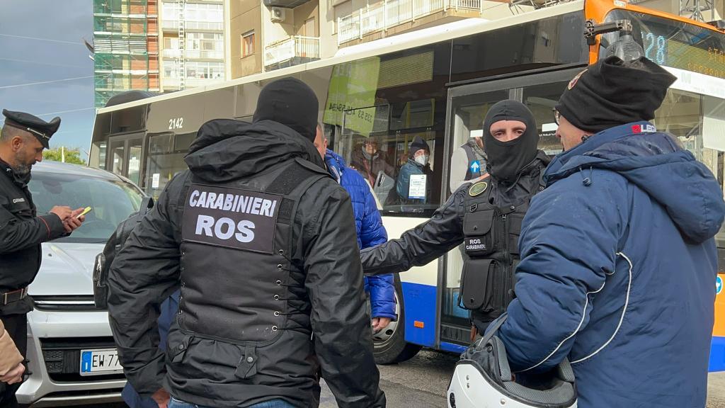 “Bravi”, la Sicilia che gioisce all’arresto di Matteo Messina Denaro – VIDEO e FOTO