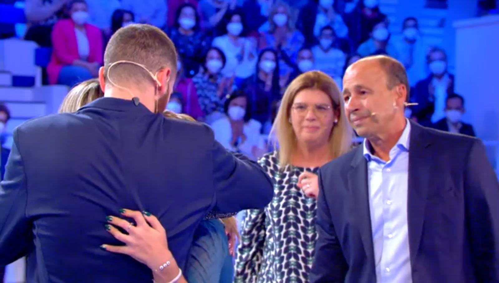 Galleria foto 'Sicilia protagonista a “C’è Posta per Te”: Alessio apre la busta al padre Salvatore' - foto 3