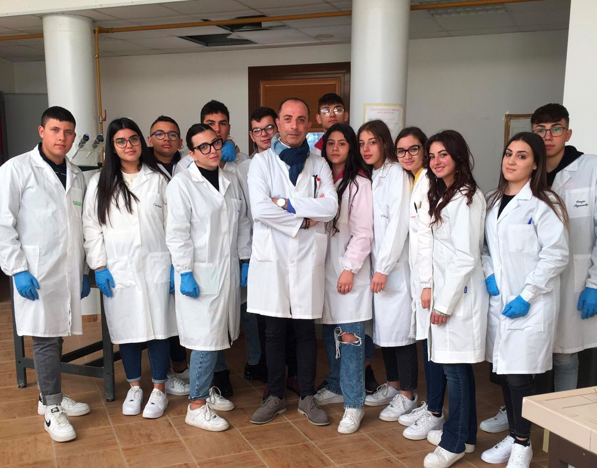 I vantaggi e i limiti di una scuola senza più carta