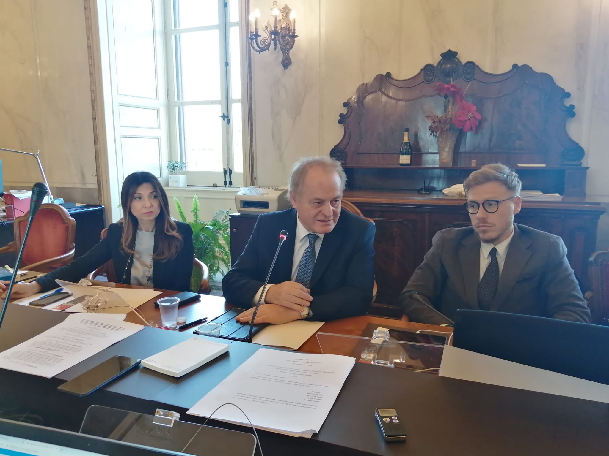 Commissione Antimafia, nuovo regolamento: “Staremo col fiato sul collo della Regione”