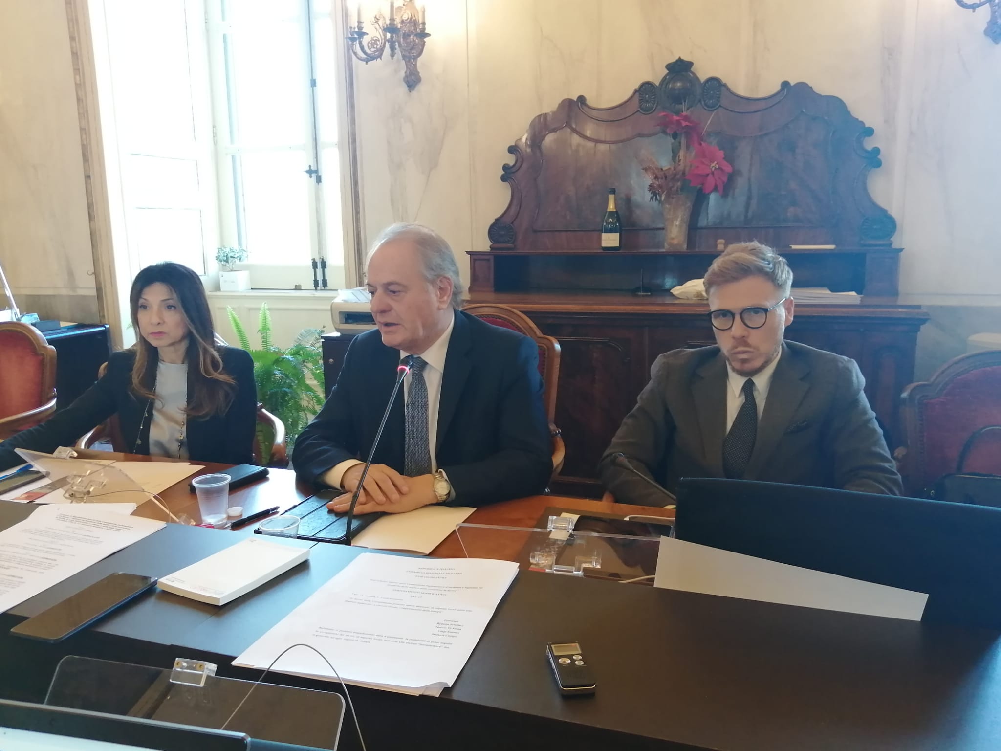 Commissione Antimafia, nuovo regolamento: “Staremo col fiato sul collo della Regione”