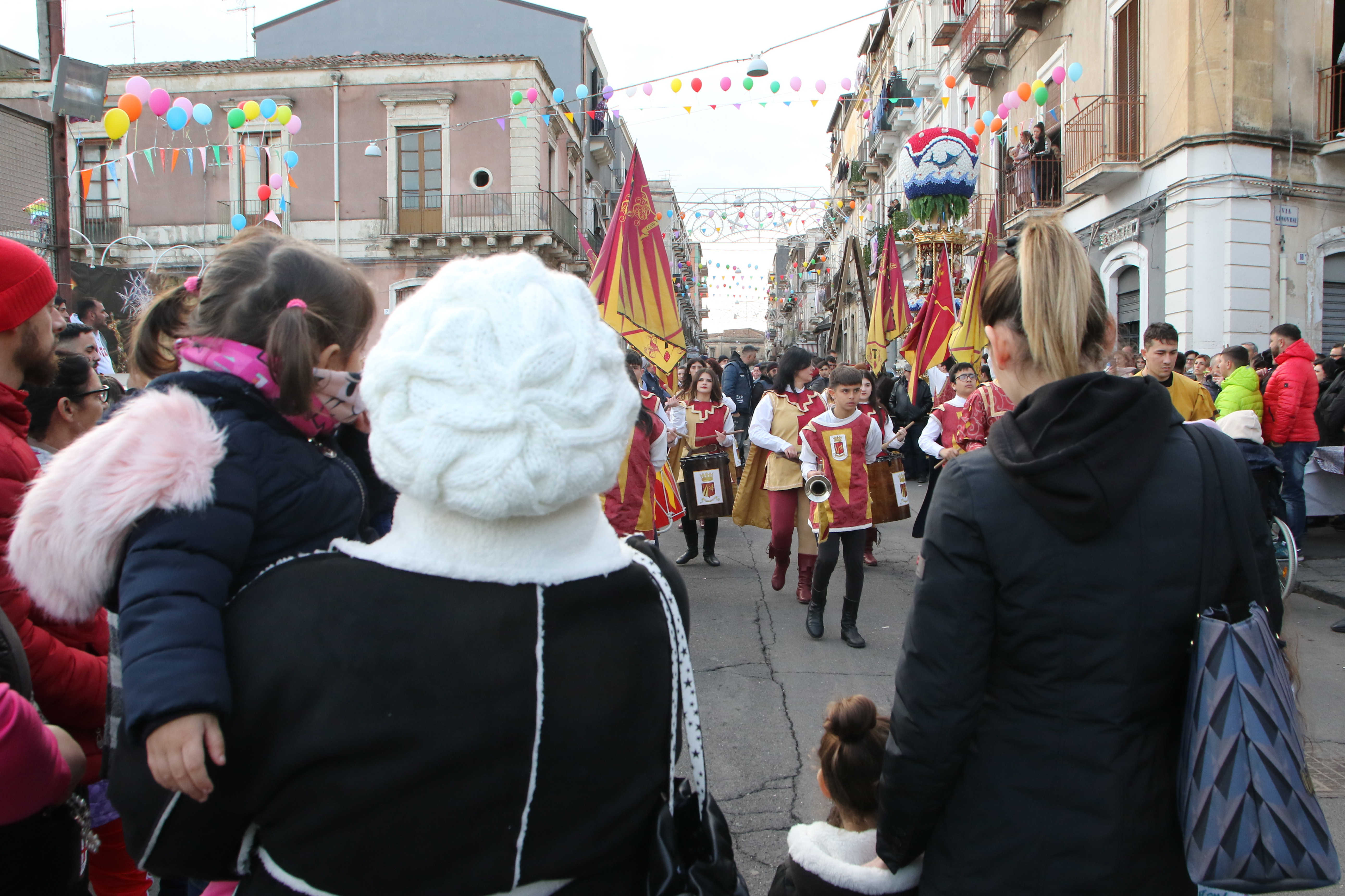 L’altarino di Sant’Agata in via Stella Polare abbraccia i suoi abitanti, le Foto