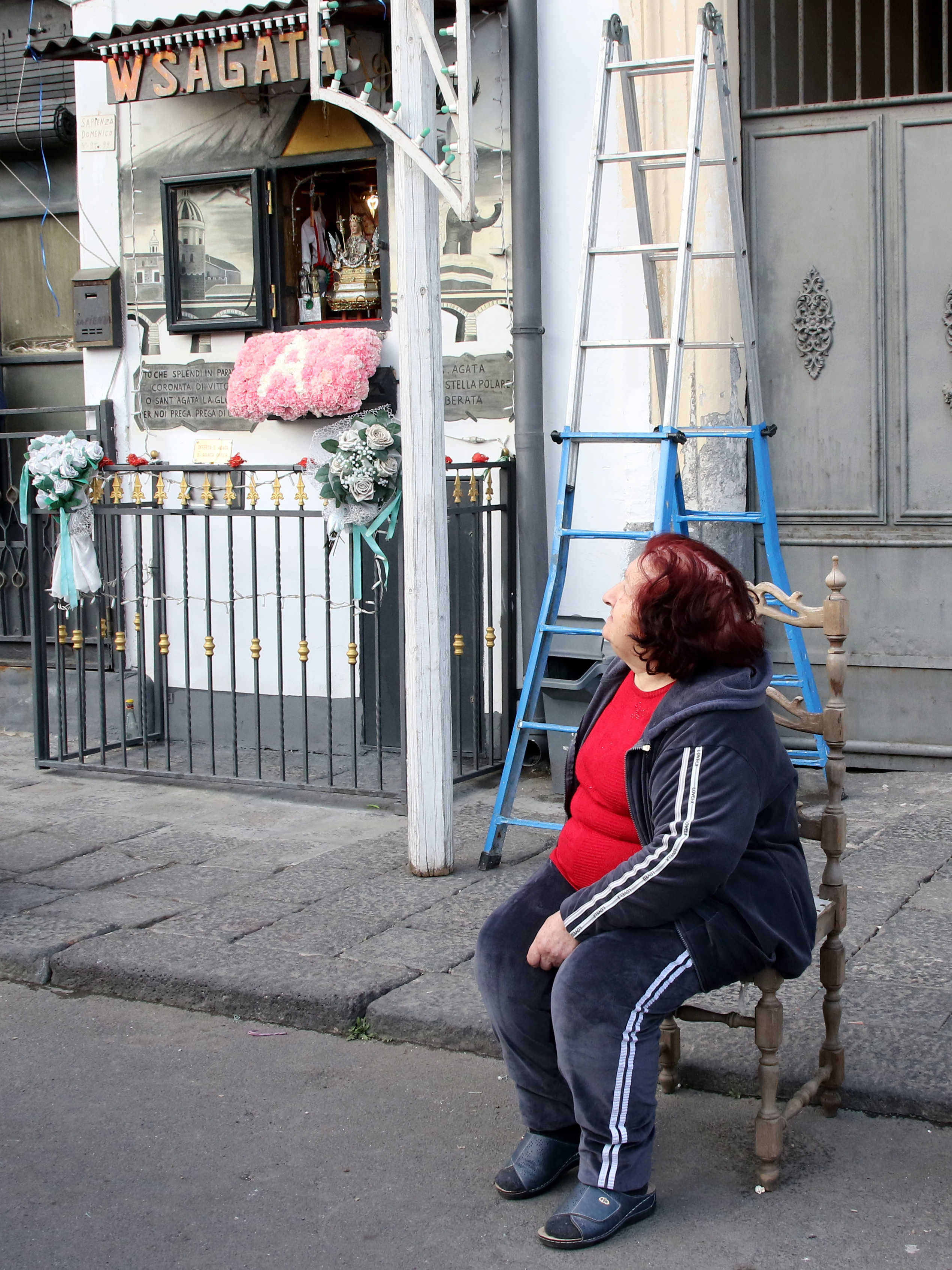 L’altarino di Sant’Agata in via Stella Polare abbraccia i suoi abitanti, le Foto