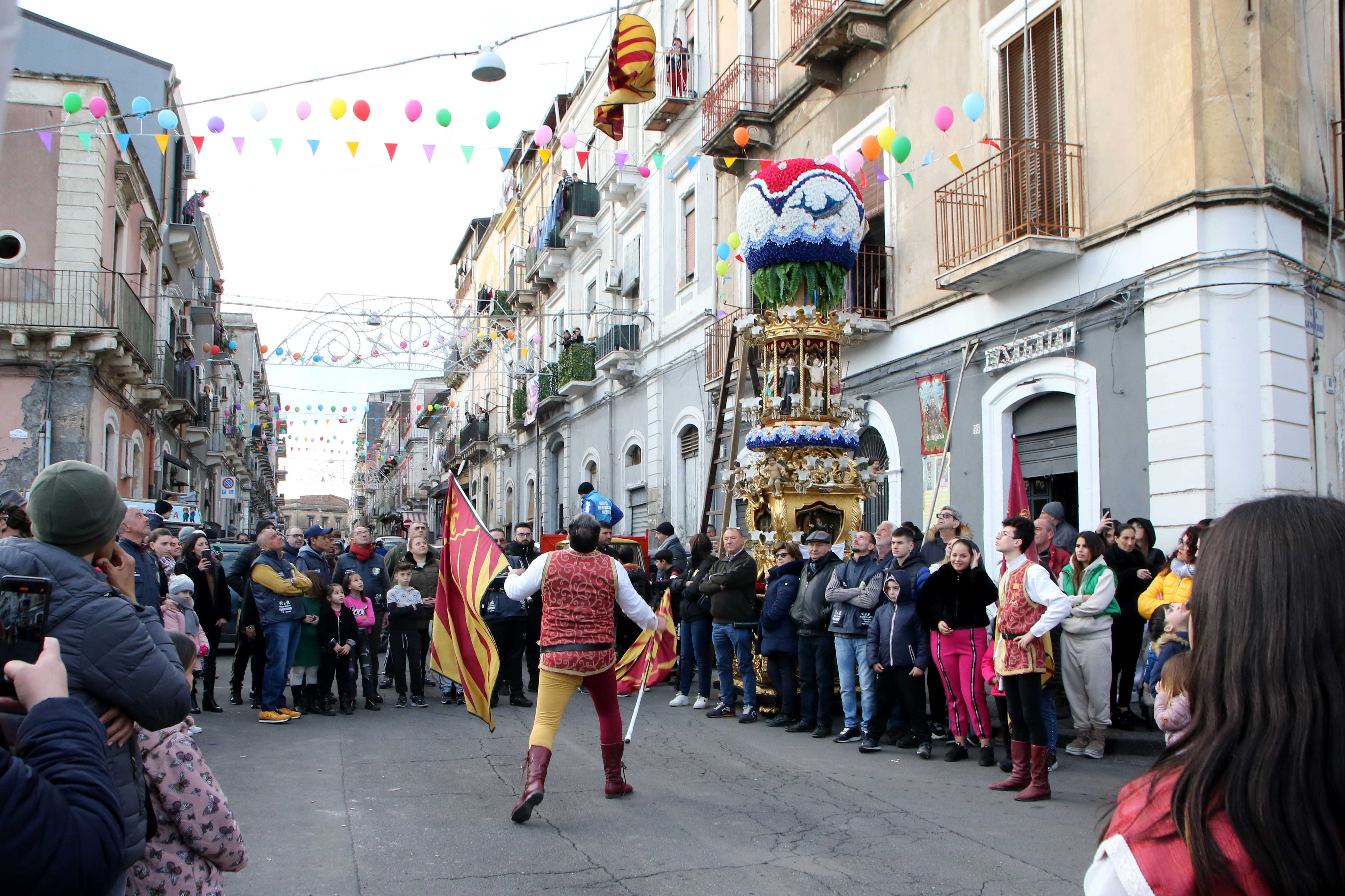L’altarino di Sant’Agata in via Stella Polare abbraccia i suoi abitanti, le Foto
