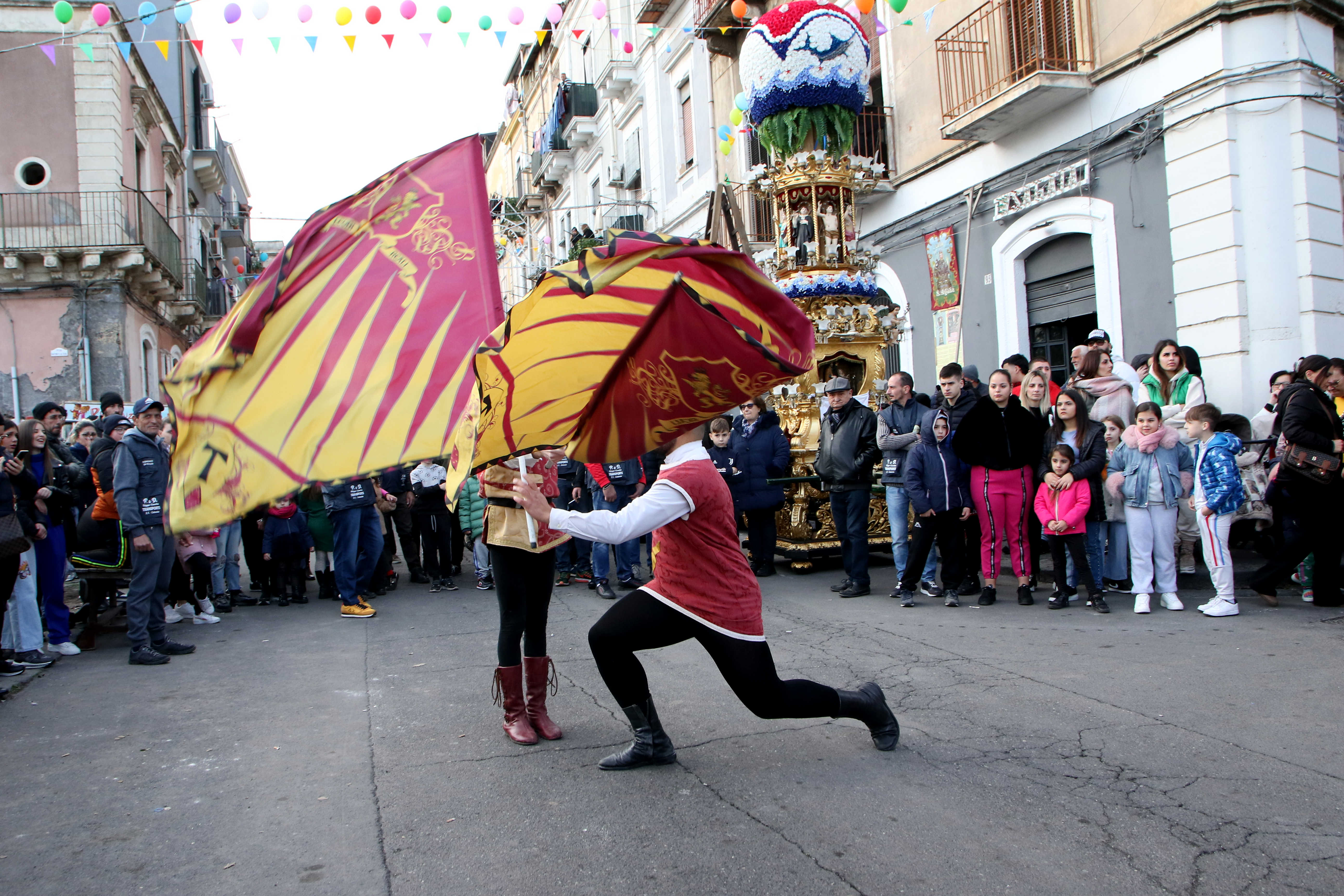 L’altarino di Sant’Agata in via Stella Polare abbraccia i suoi abitanti, le Foto
