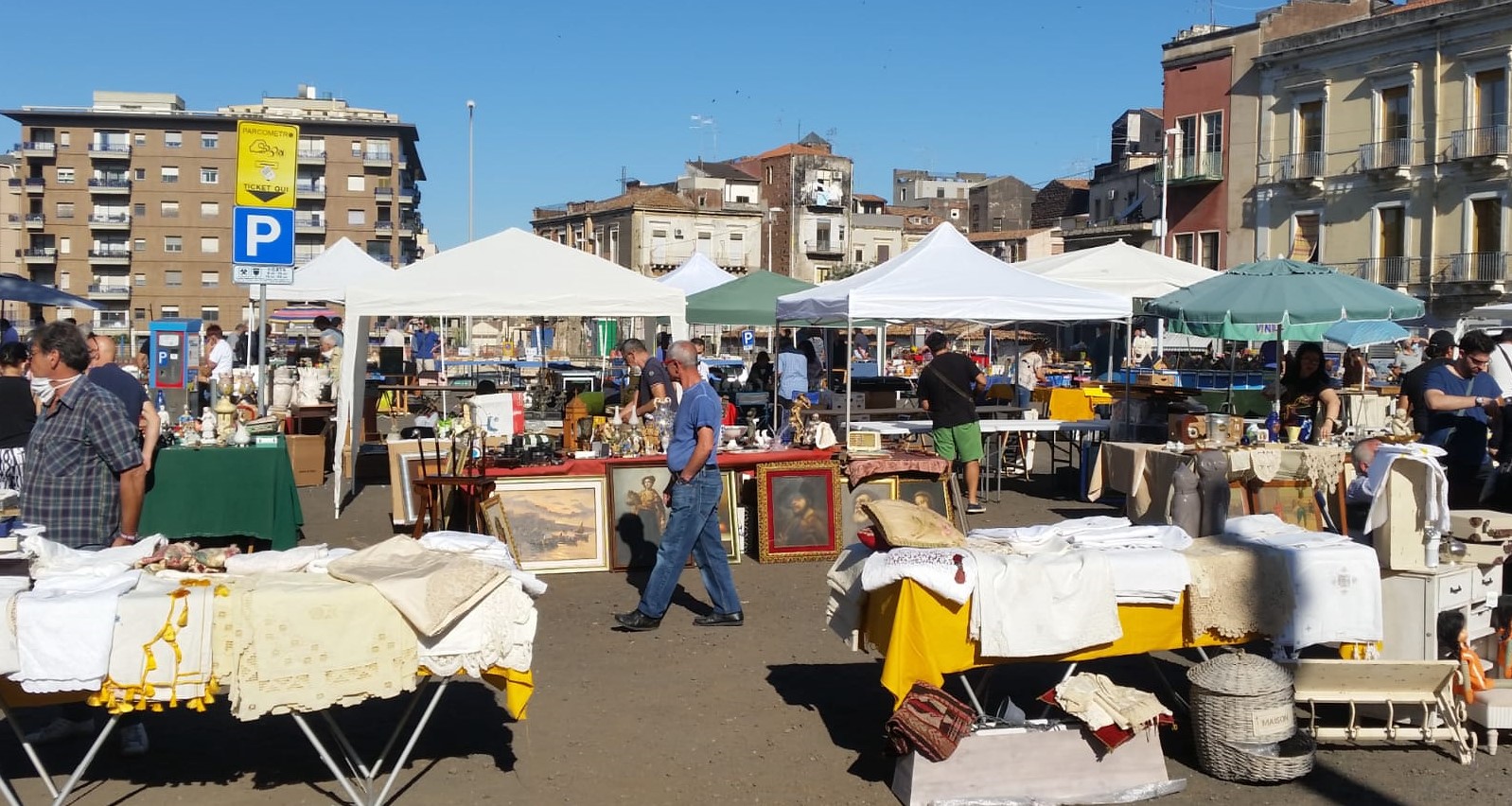 Festa di Sant’Agata, trasferito il mercatino delle pulci di via Dusmet: ecco dove