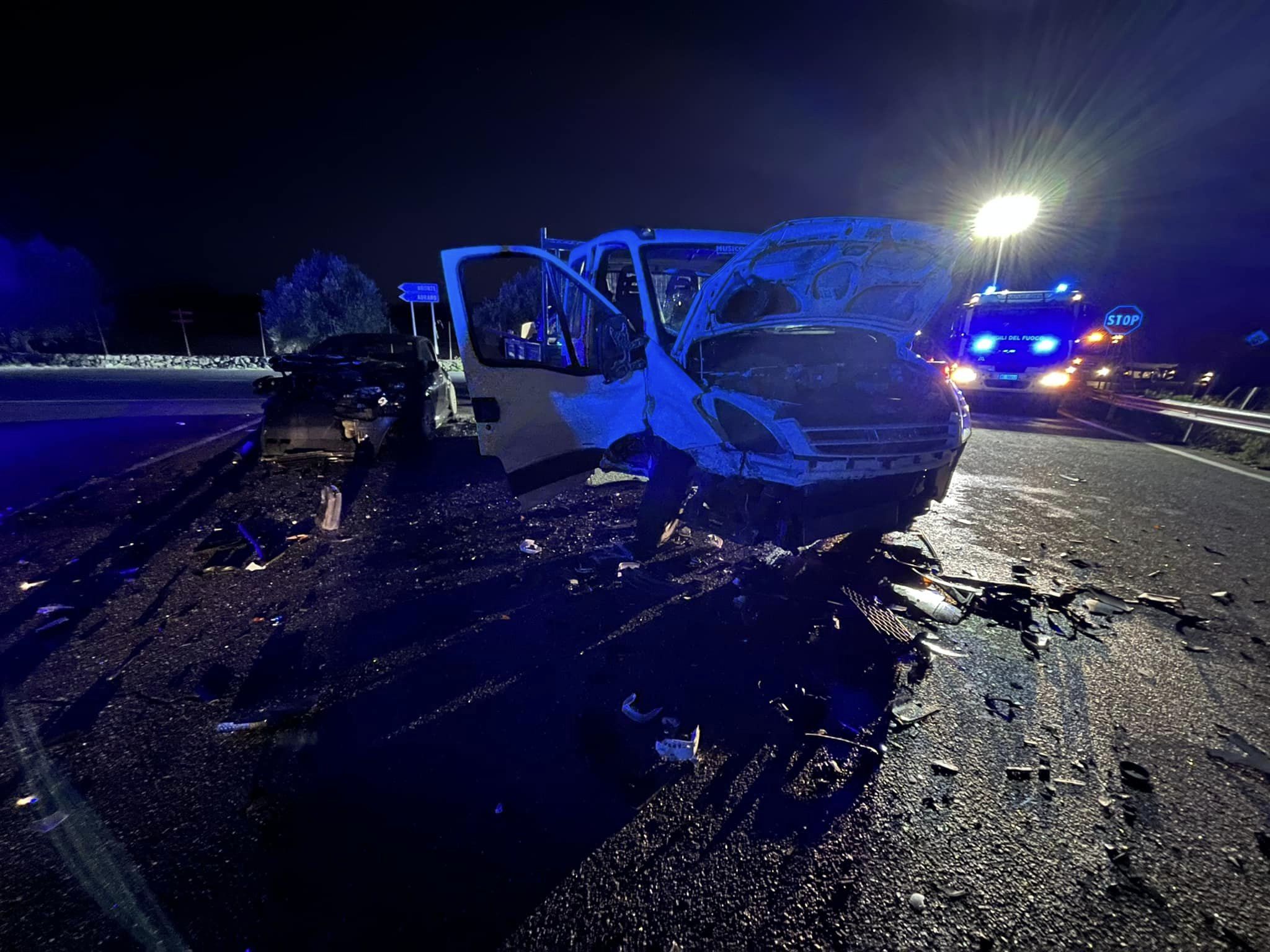 Devastante incidente nella notte nel Catanese: le immagini dell’impatto