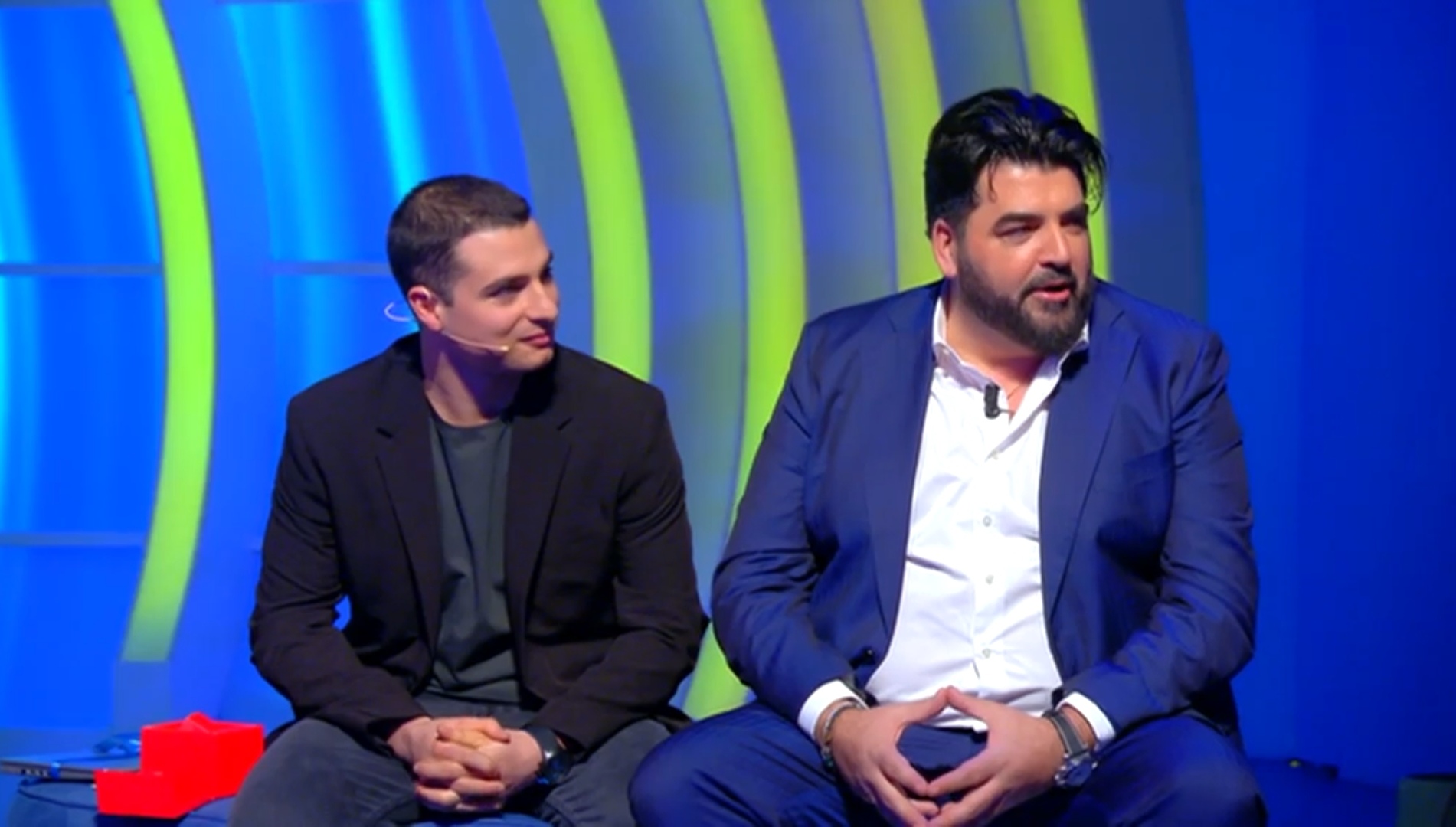 A “C’è posta per te” un padre chiede scusa al figlio. Cannavacciuolo: “Ti aiuto io”