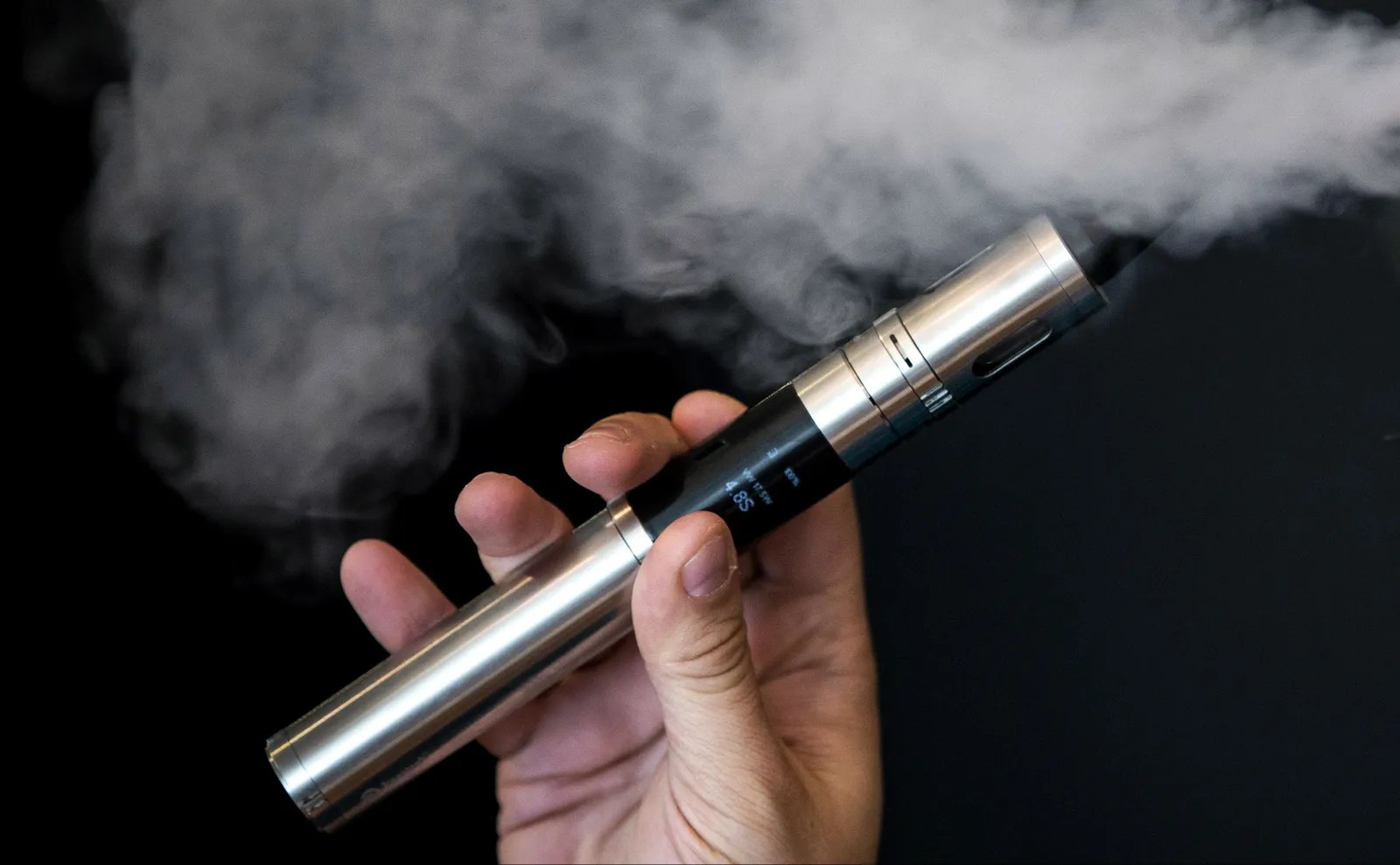 Ricerca, le sigarette elettroniche non aumentano rischi cardiovascolari: lo studio della CoEHAR Catania