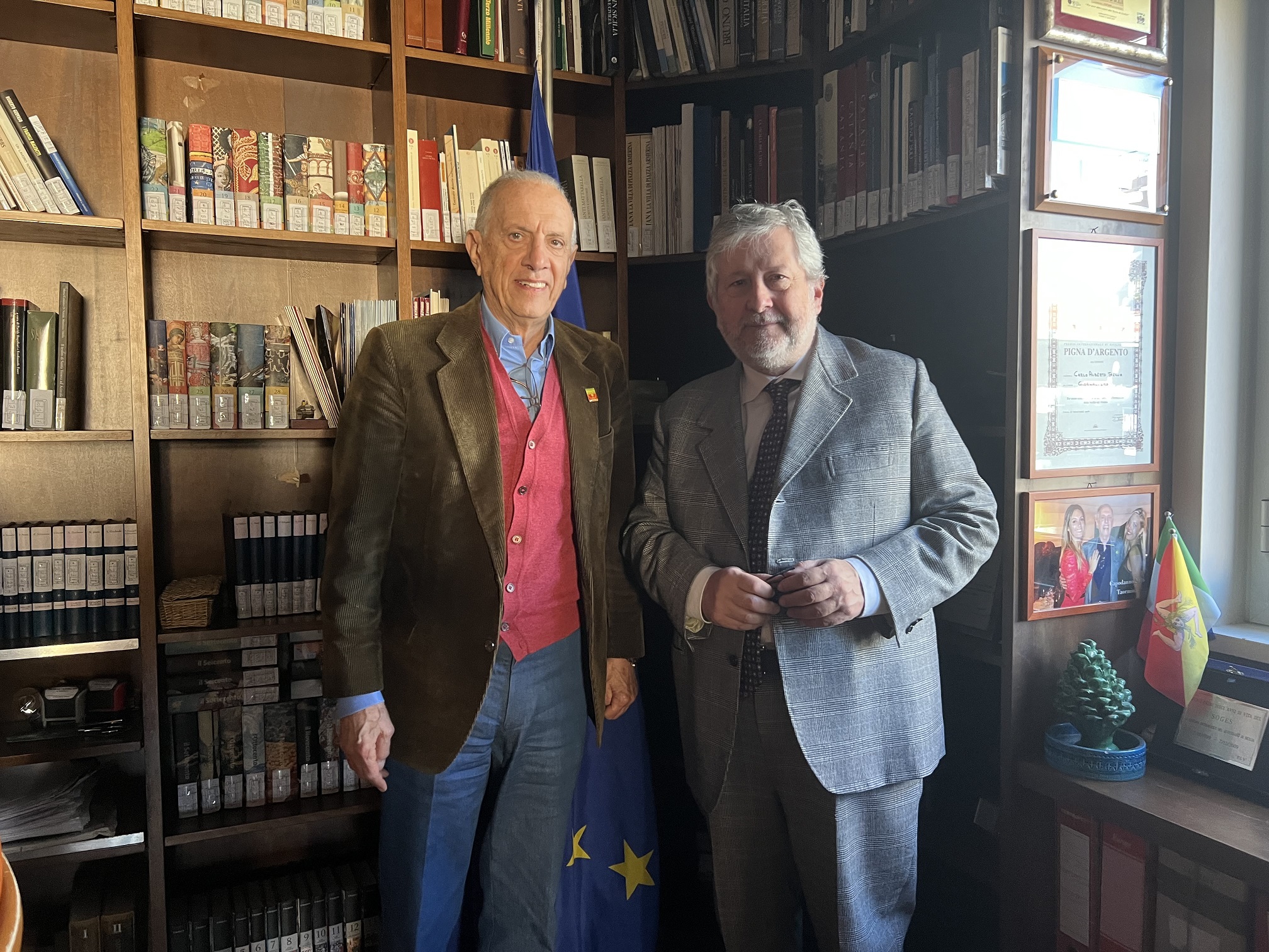 Castorina: “Sanità pubblica e privata: garantire al cittadino la possibilità di scegliere” Castorina: “Sanità pubblica e privata: garantire al cittadino la possibilità di scegliere”