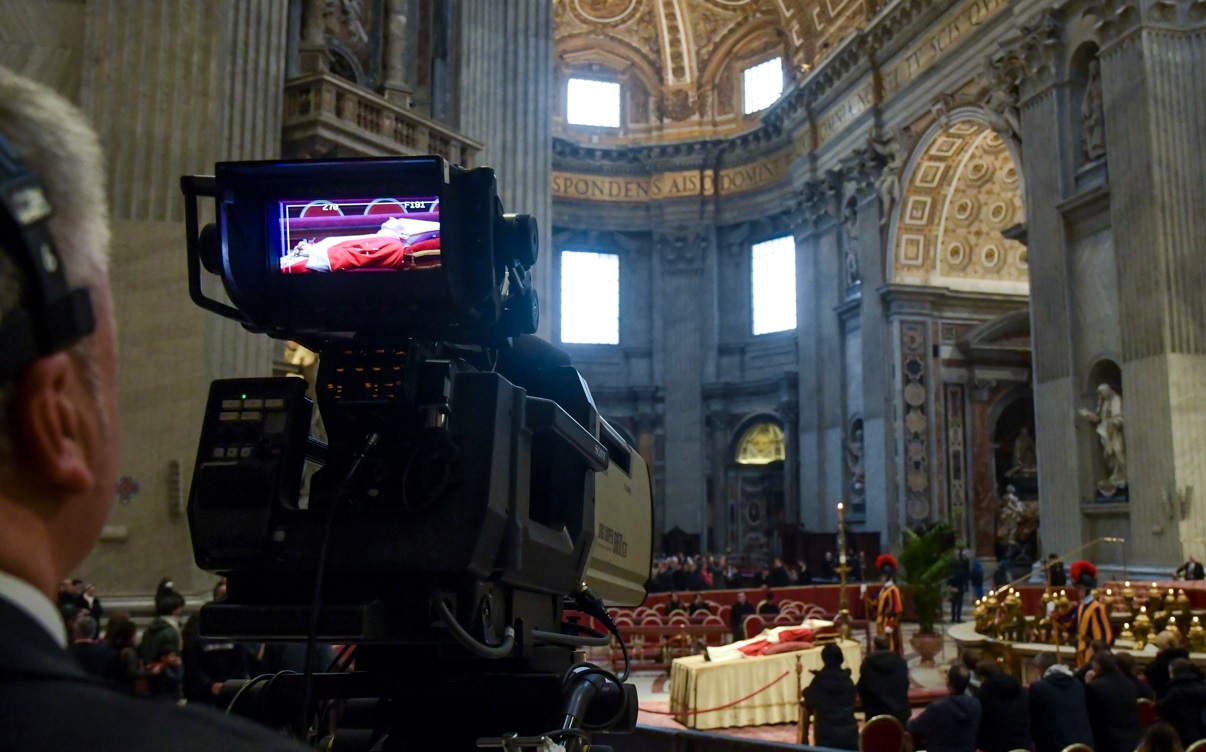 Addio a Papa Ratzinger: dove vedere la diretta dei funerali