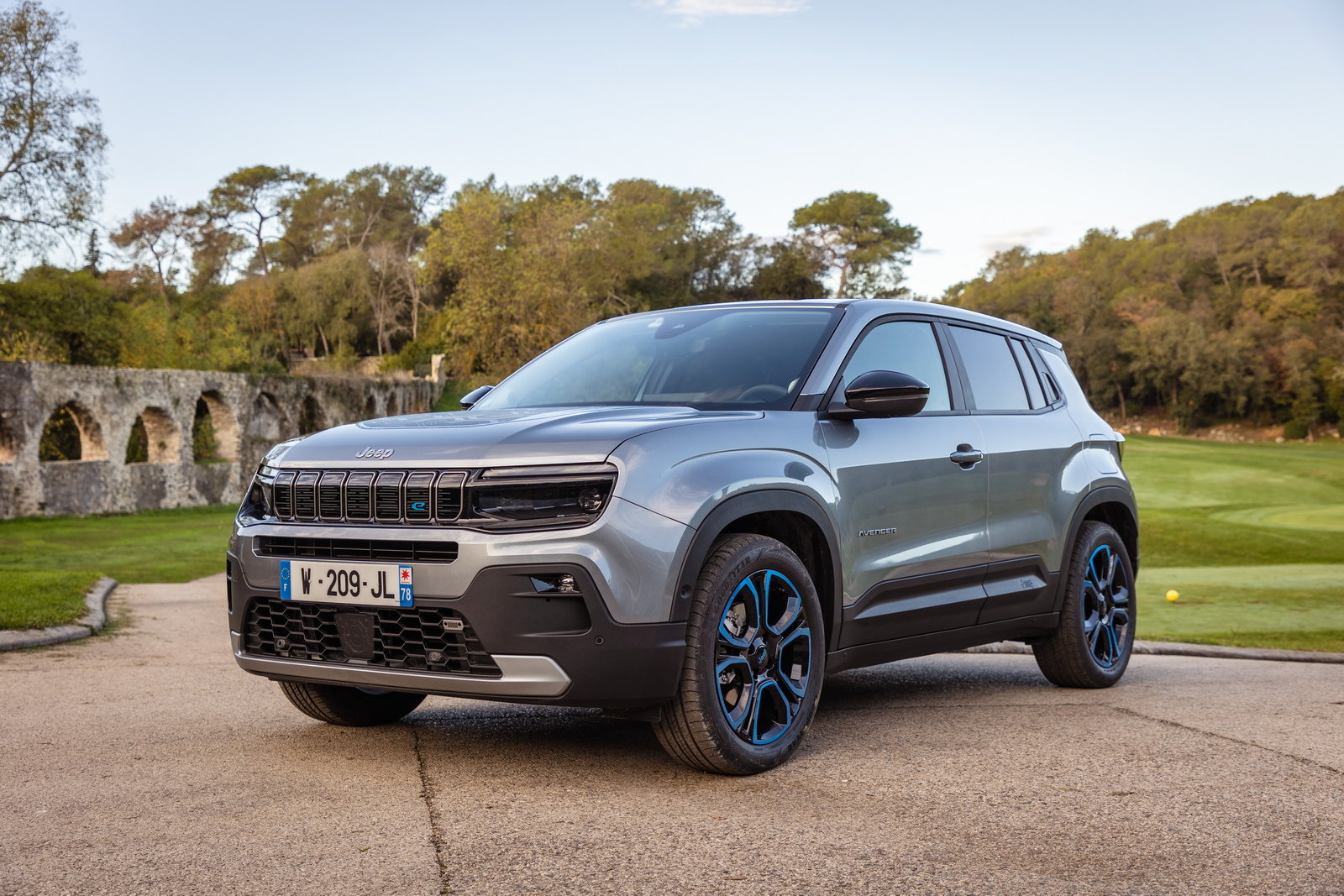 Jeep, via agli ordini della gamma Avenger disponibile in quattro nuove versioni