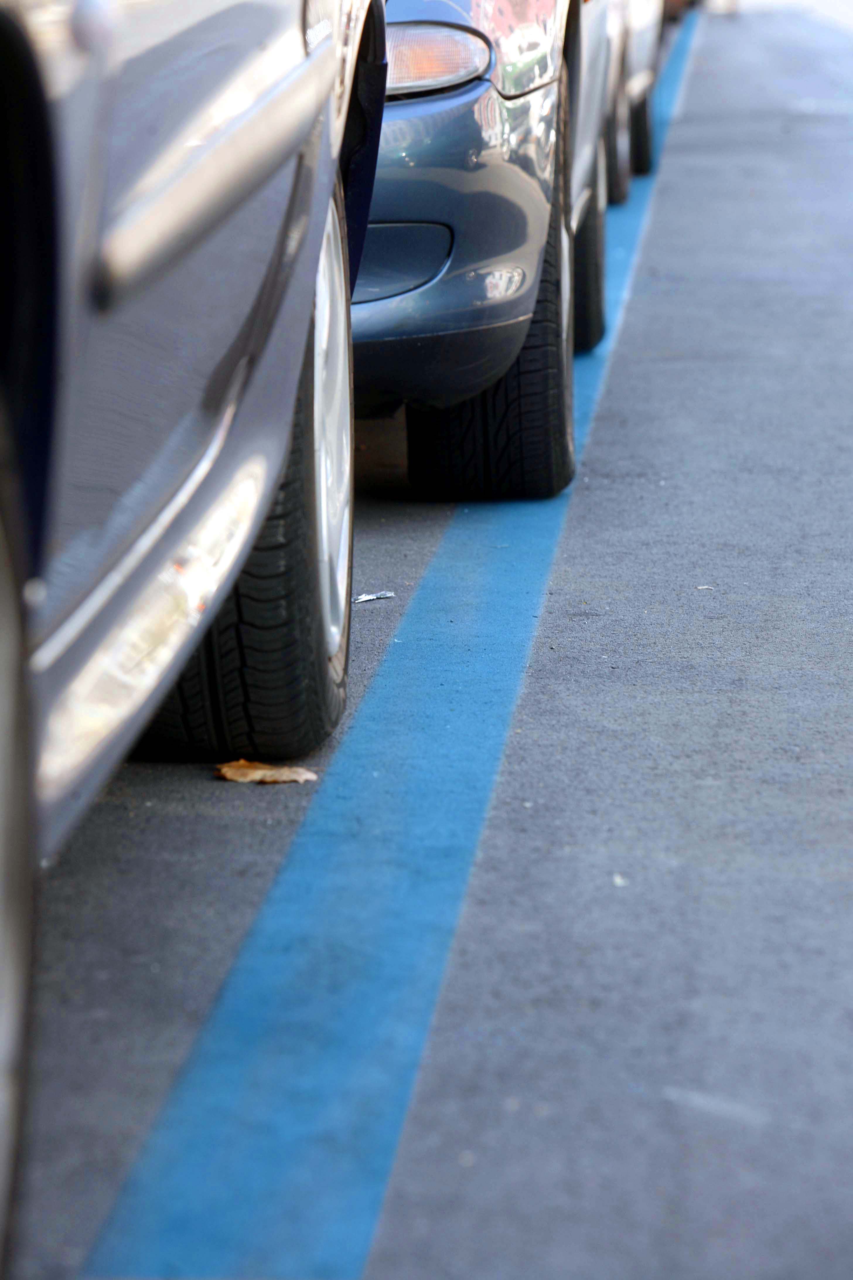 Modica, nuove strisce blu all’ospedale, scoppia la protesta