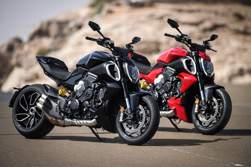 Ducati presenta Diavel V4, più grinta e stile con accessori esclusivi