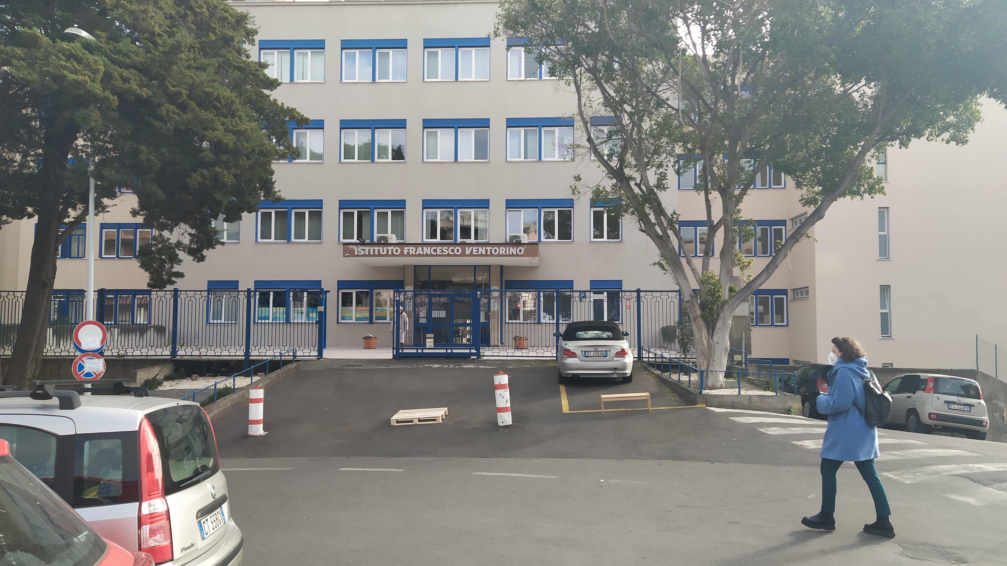 “Il suo messaggio è ancora vivo”, intitolato uno slargo a don “Ciccio” Ventorino FOTO “Il suo messaggio è ancora vivo”, intitolato uno slargo a don “Ciccio” Ventorino FOTO