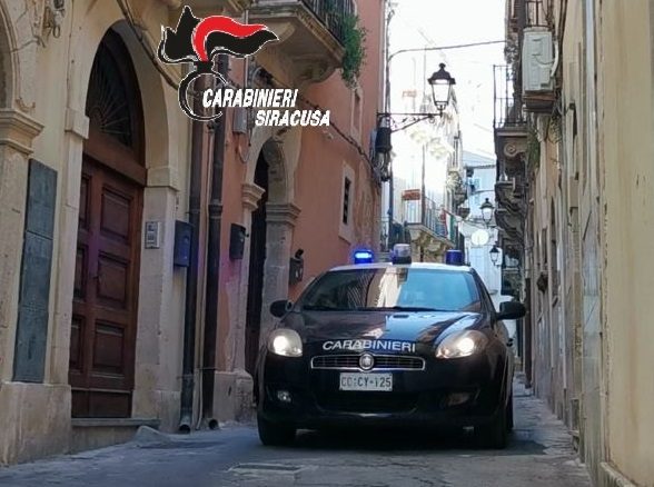 Siracusa, ruba due auto nel giro di una settimana: denunciato