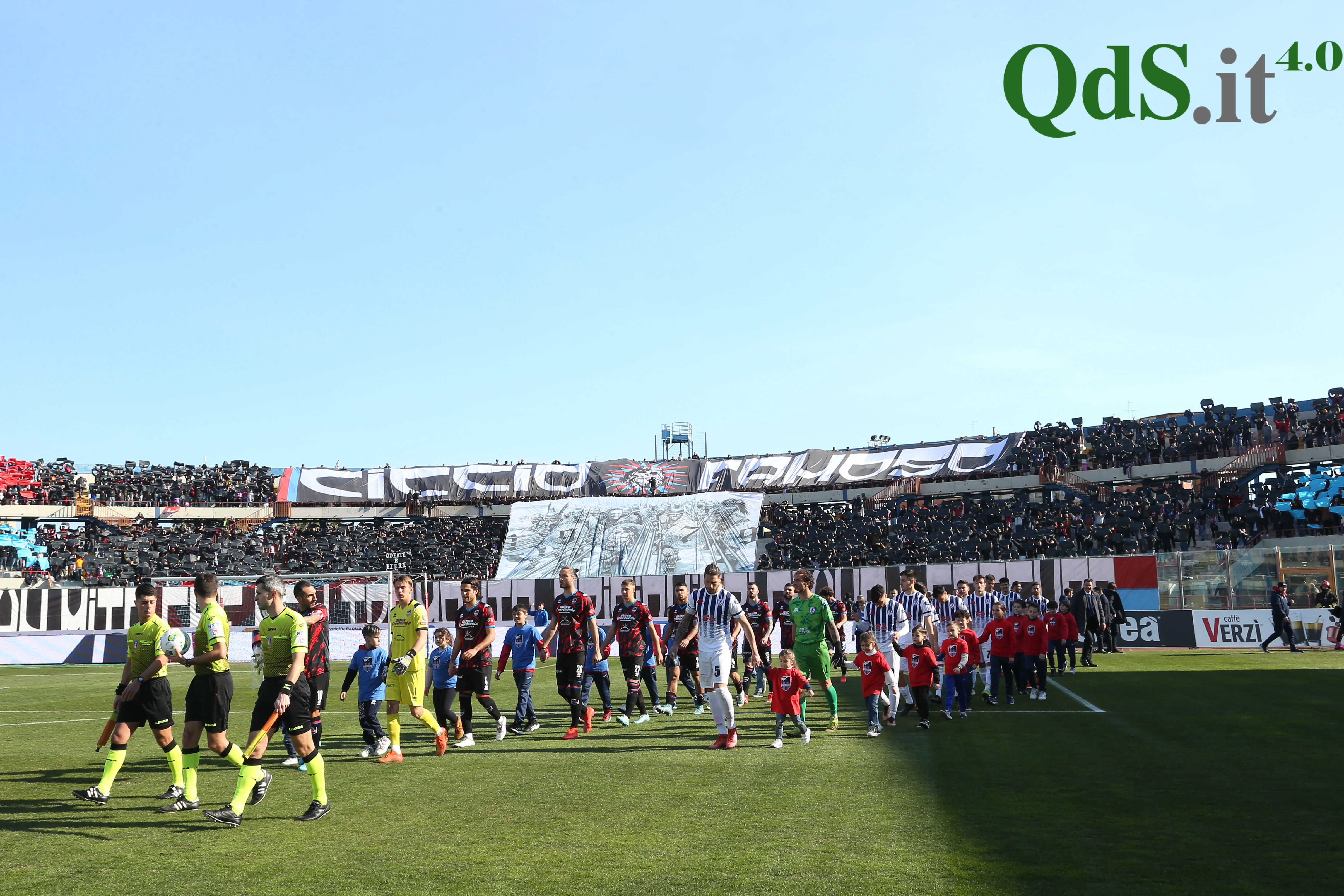 Catania-Mariglianese 2-1, le immagini più belle dei tifosi al “Massimino” – FOTO