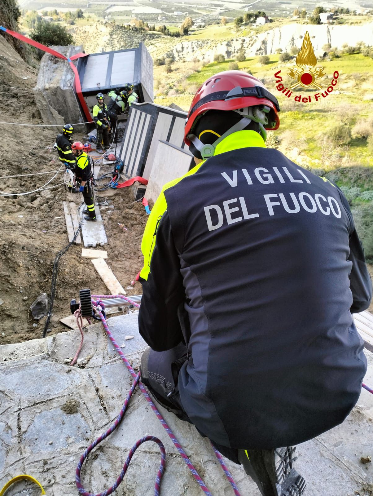 Maltempo a Mineo, conclusa prima fase di messa in sicurezza del cimitero [FOTO]